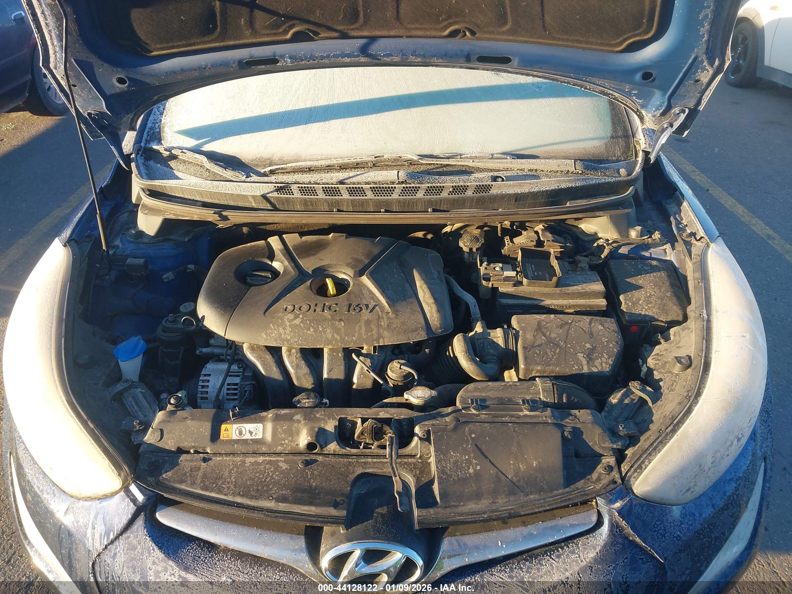HYUNDAI ELANTRA image 10