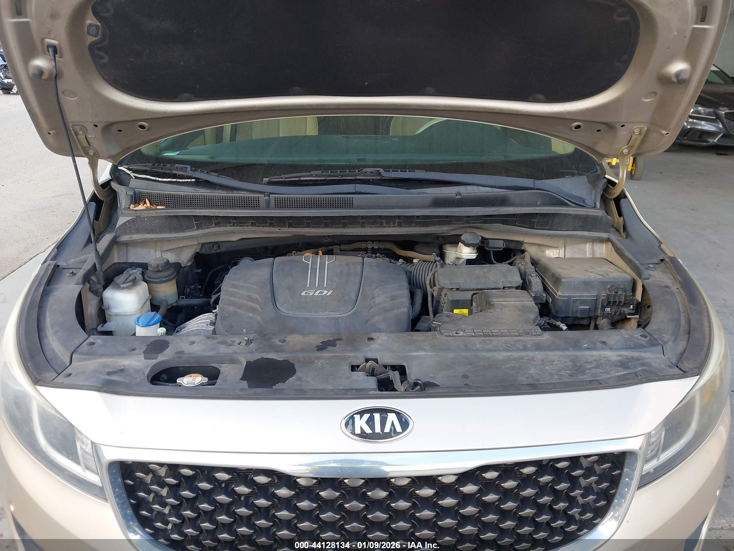 KIA SEDONA image 10