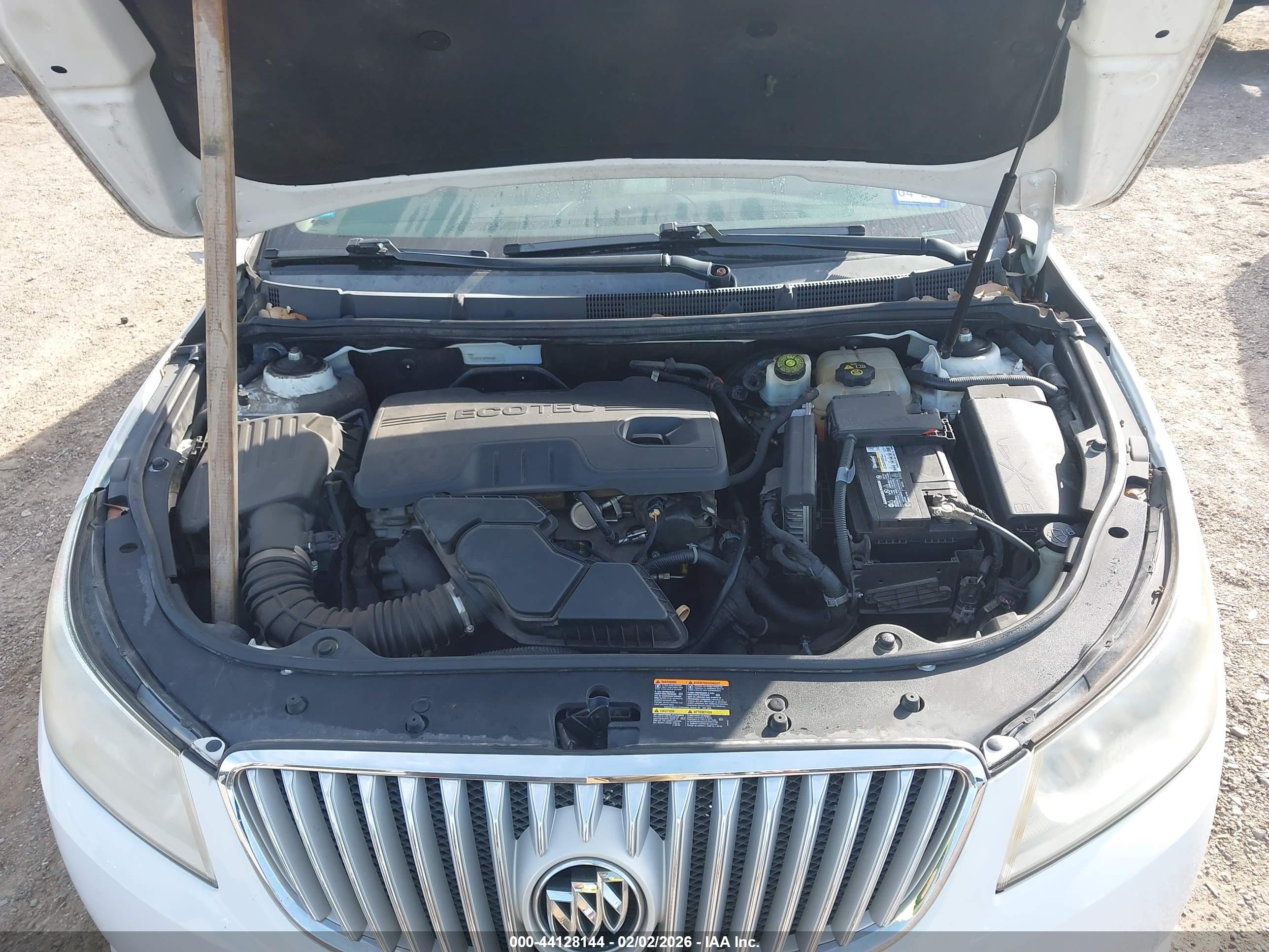 BUICK LACROSSE image 10