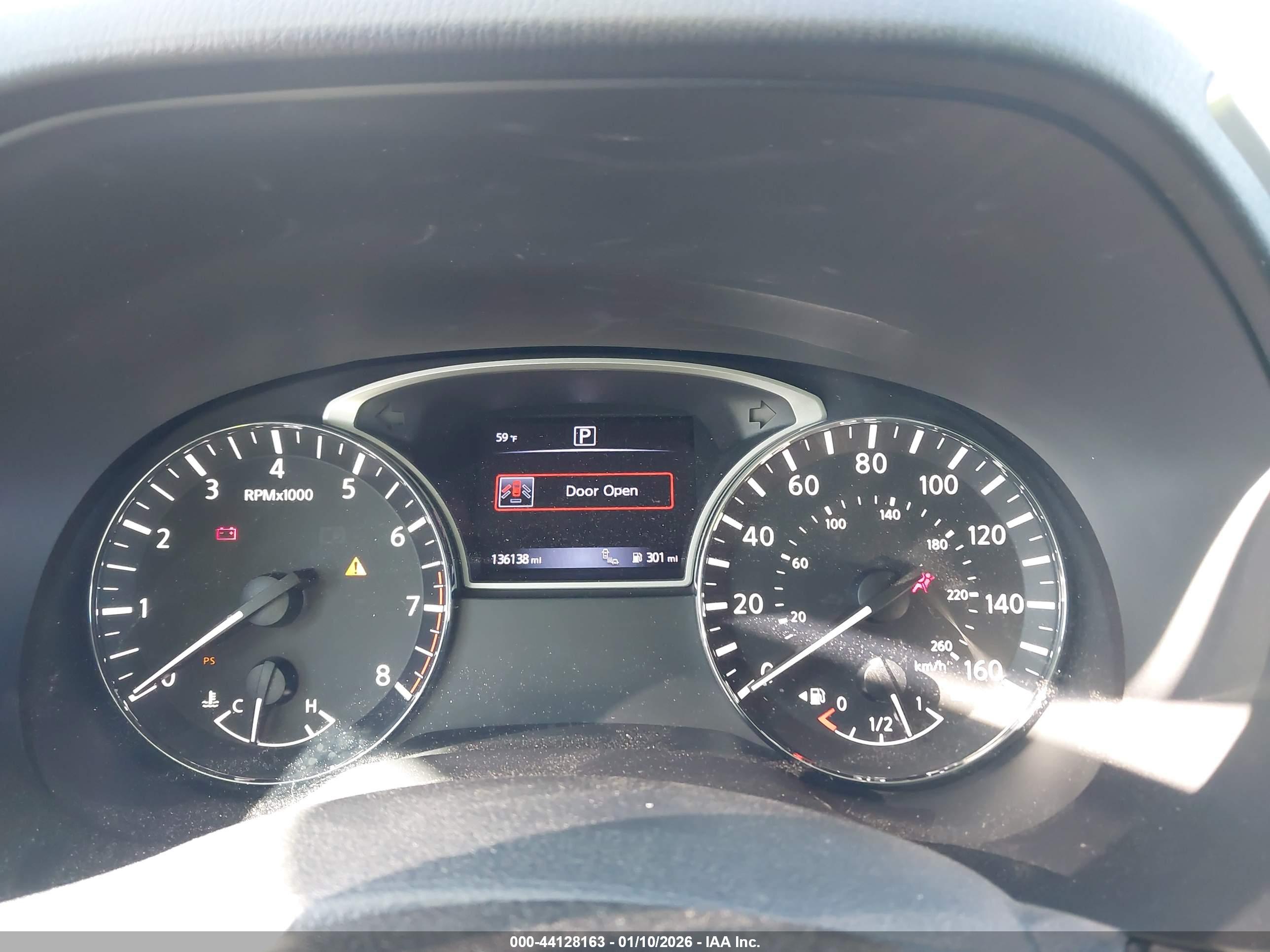 NISSAN PATHFINDER image 7