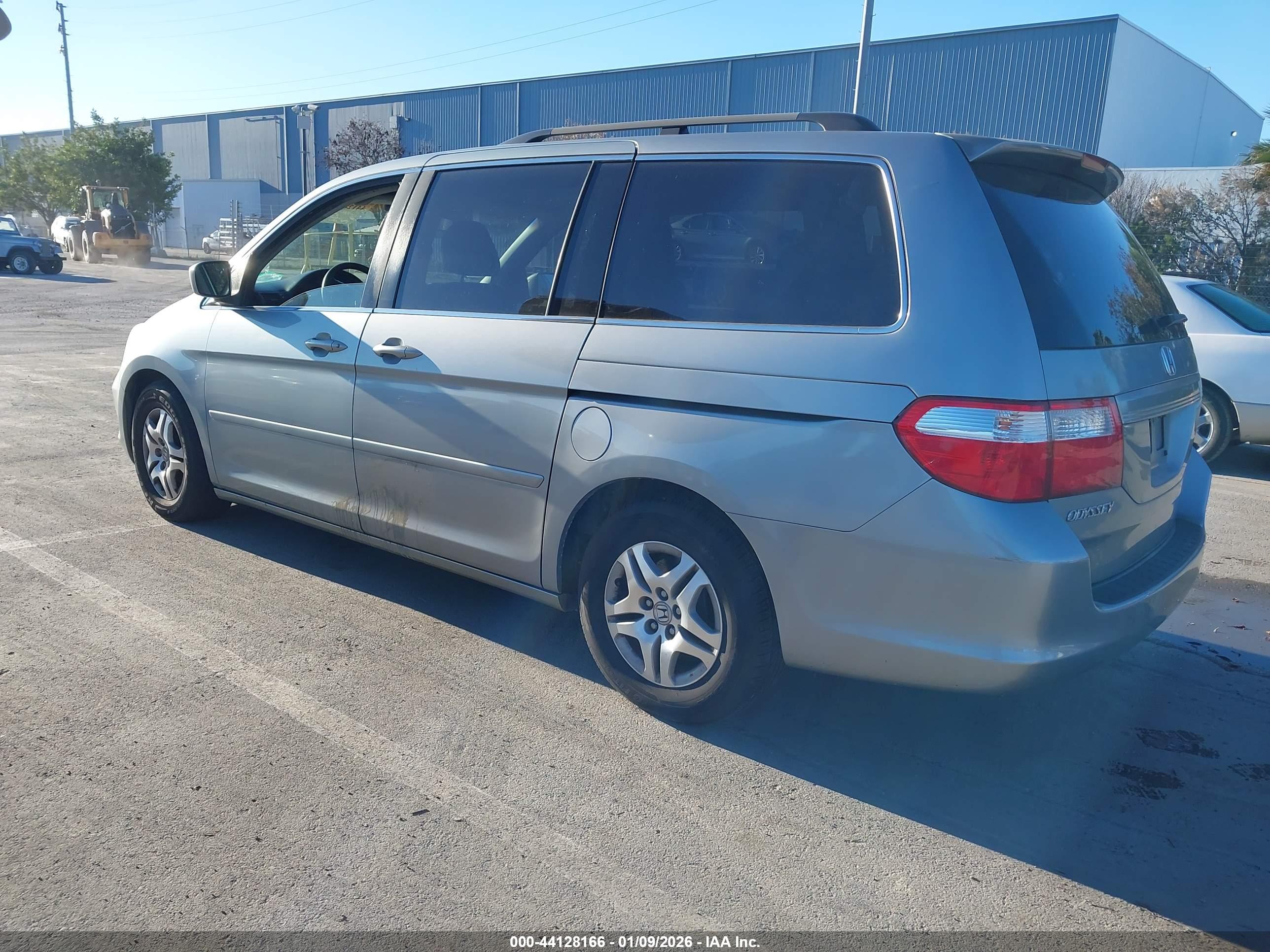 HONDA ODYSSEY image 3