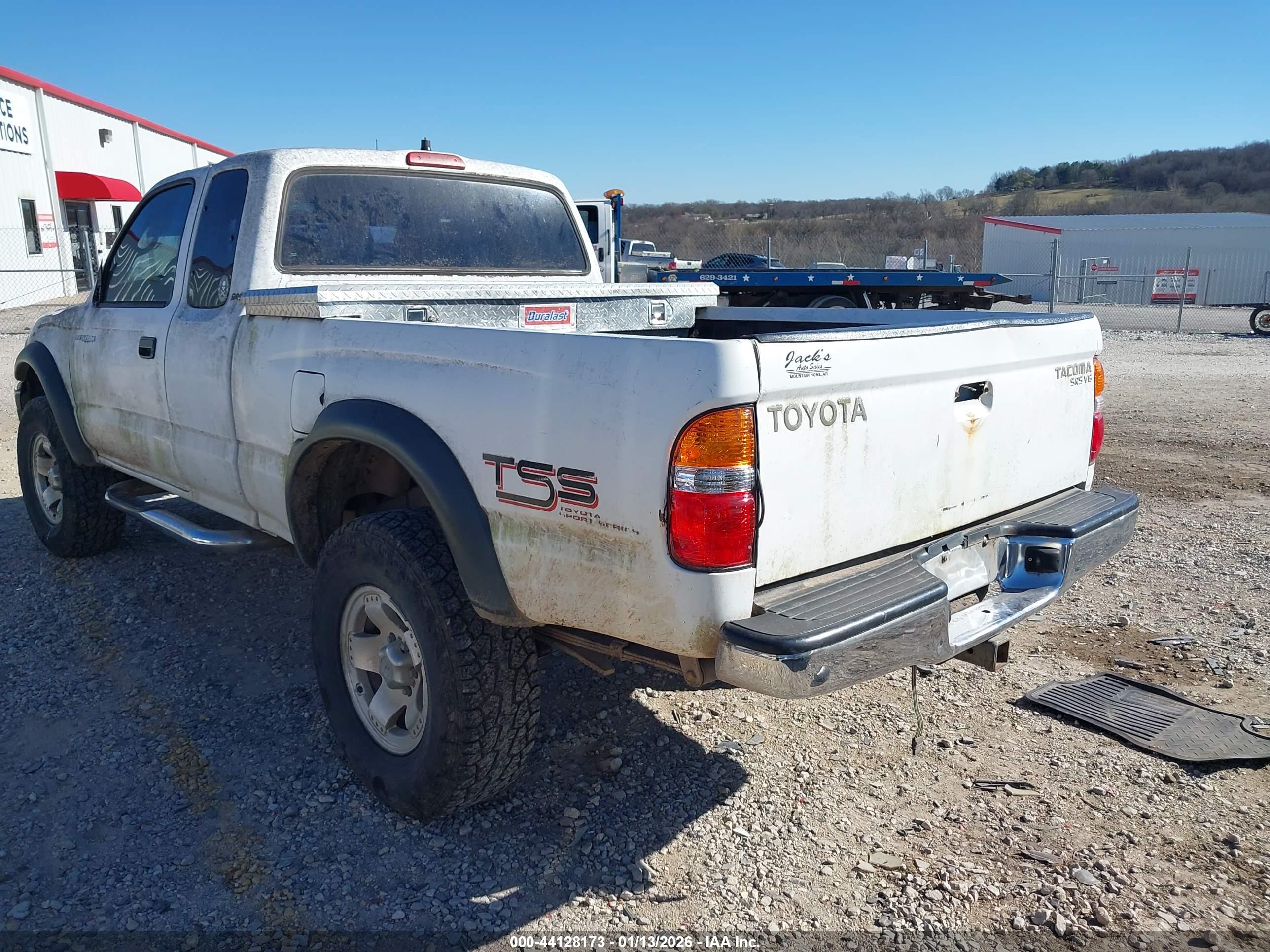 TOYOTA TACOMA image 3