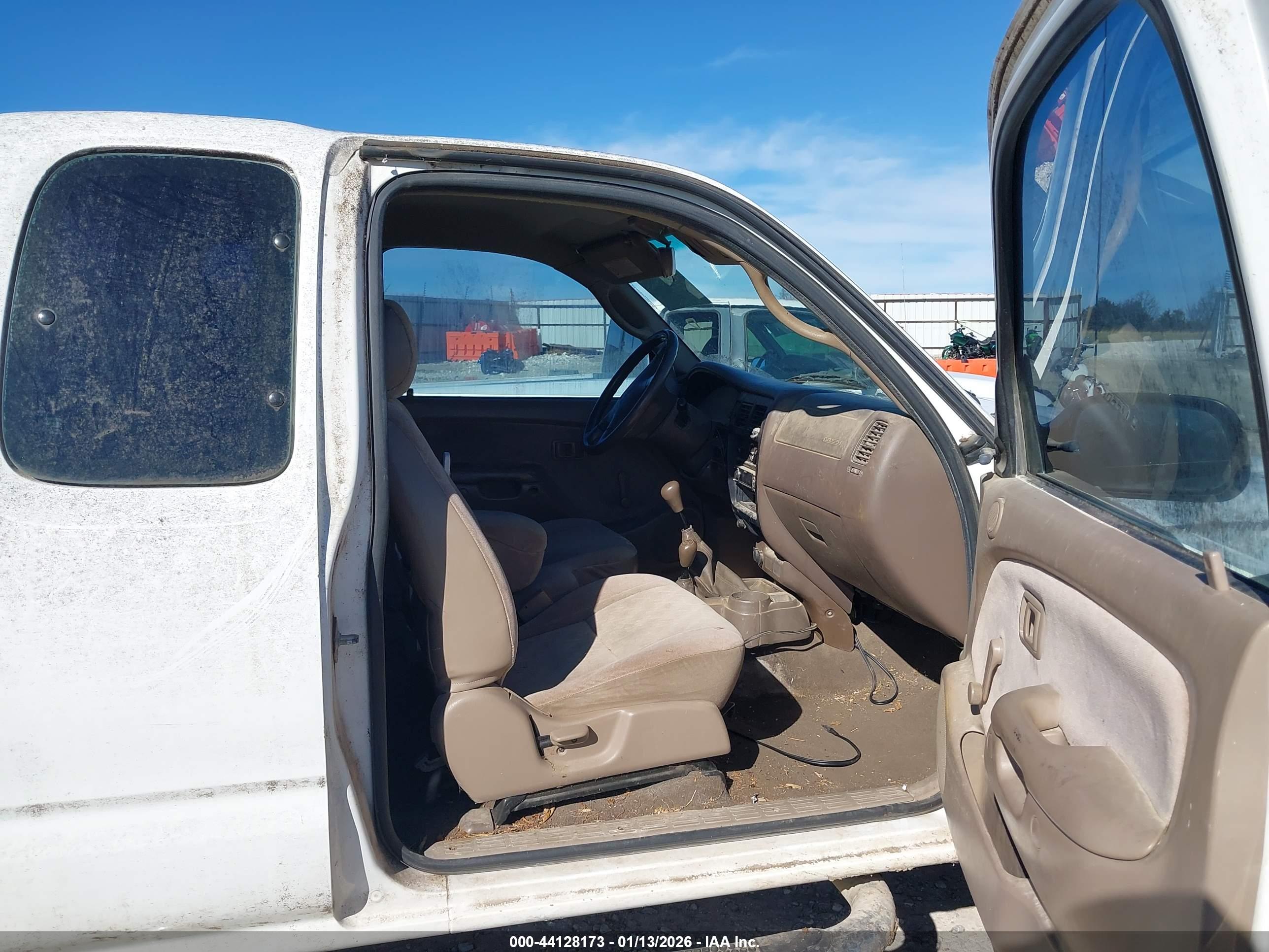 TOYOTA TACOMA image 5