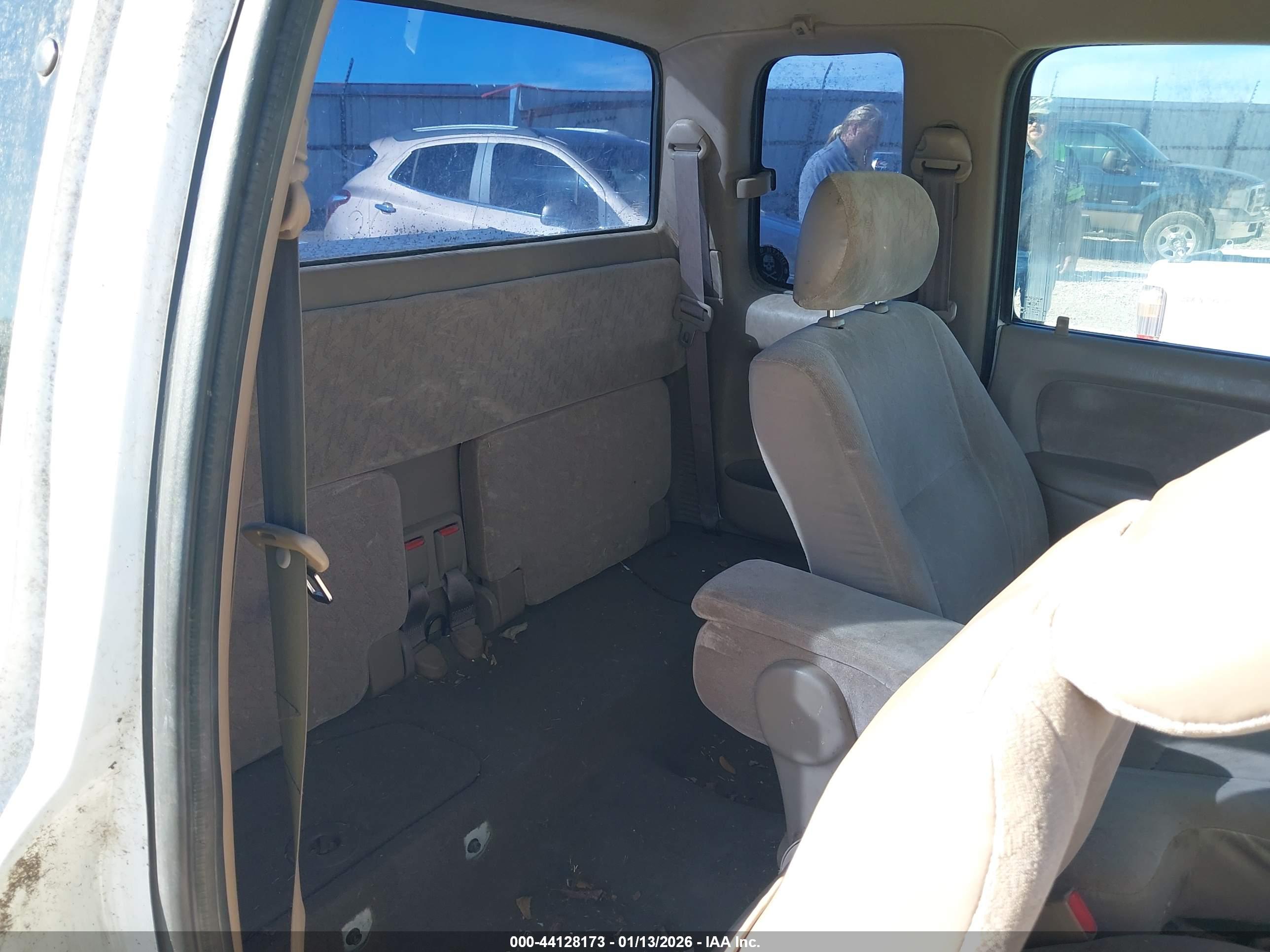 TOYOTA TACOMA image 8