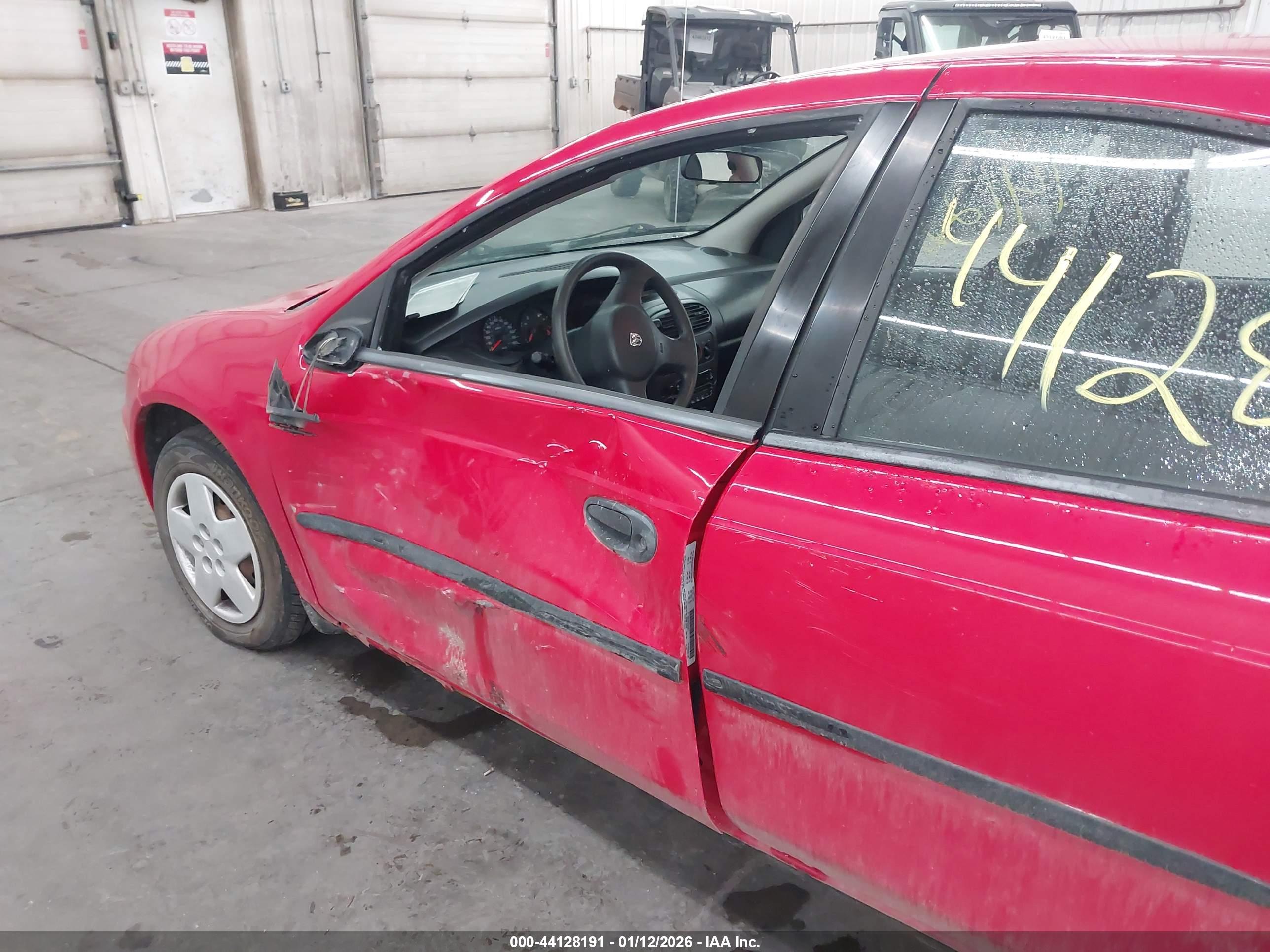 DODGE NEON image 6