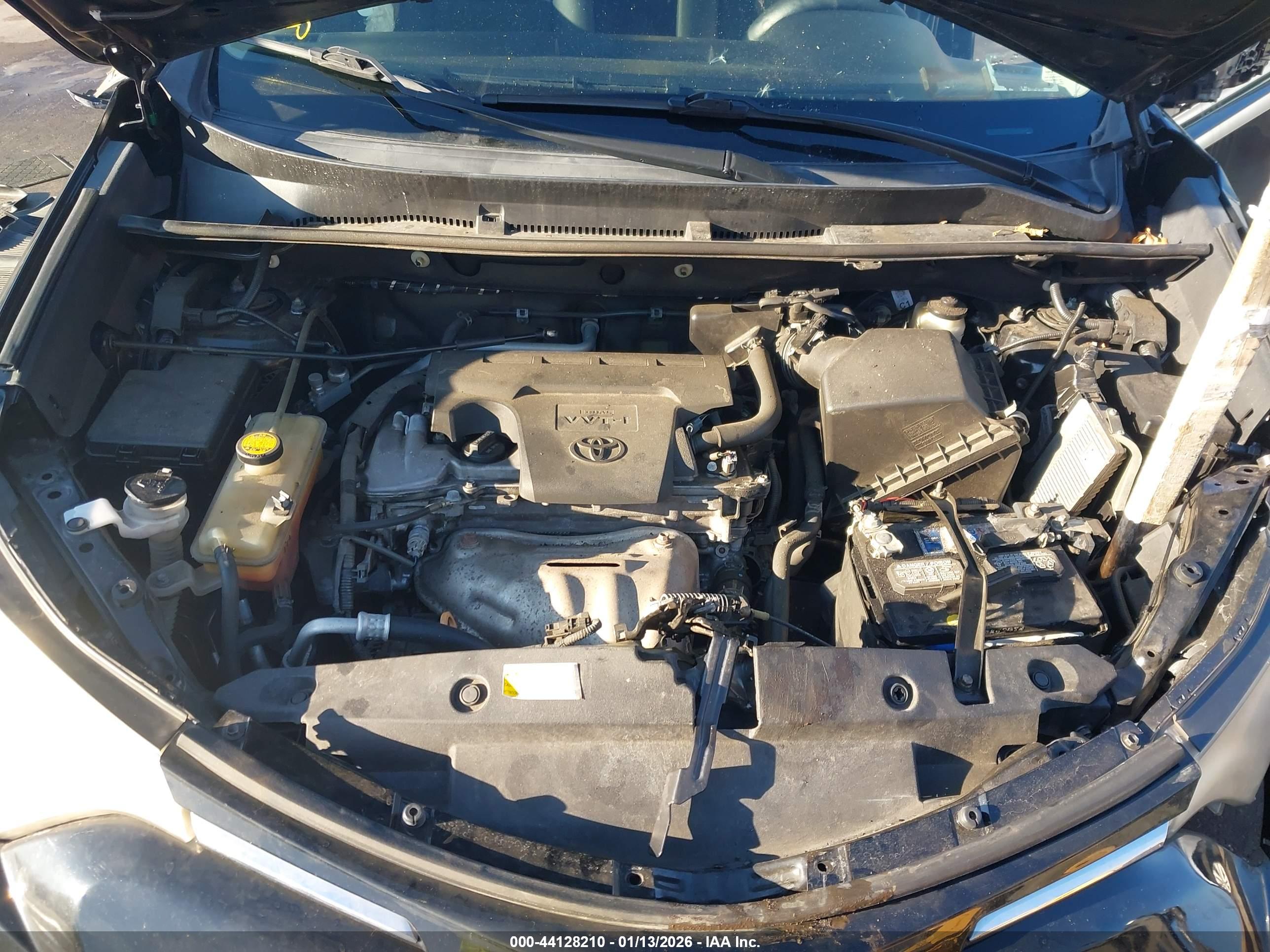 TOYOTA RAV4 image 10