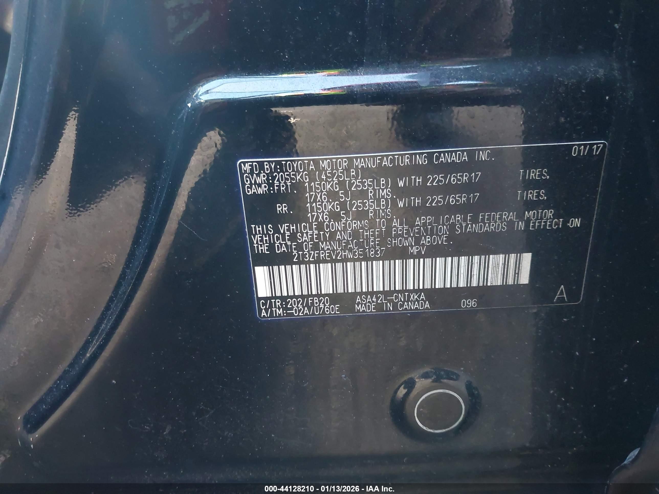 TOYOTA RAV4 image 9