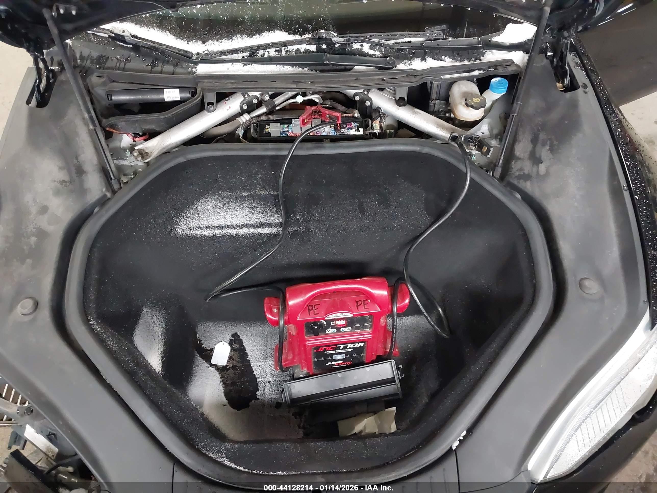 TESLA MODEL image 10