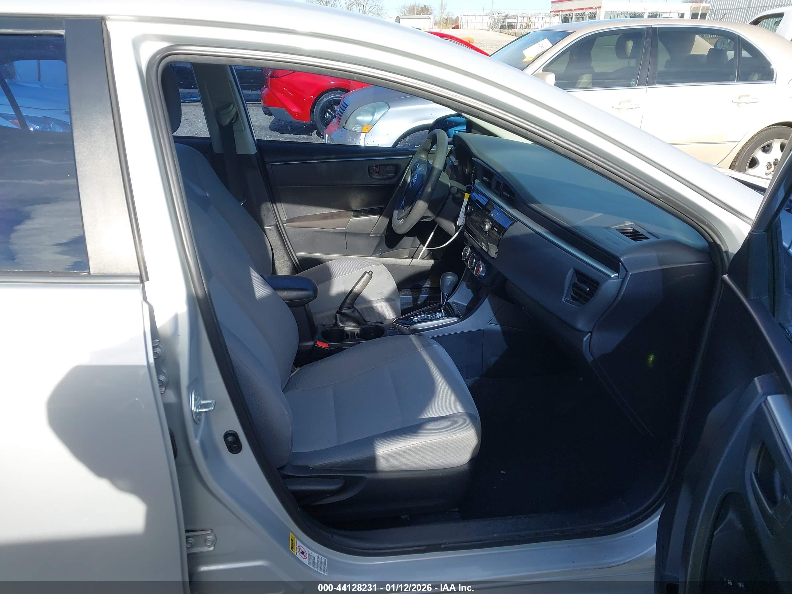 TOYOTA COROLLA image 5