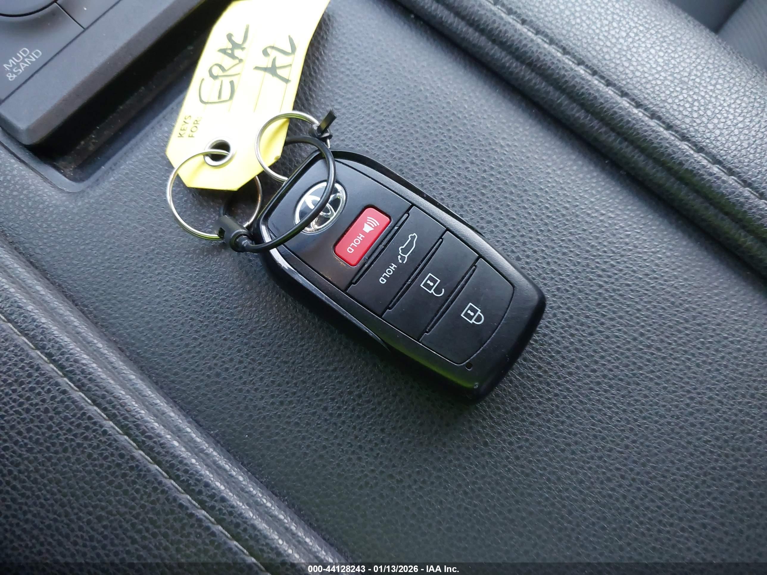 TOYOTA GRAND image 11