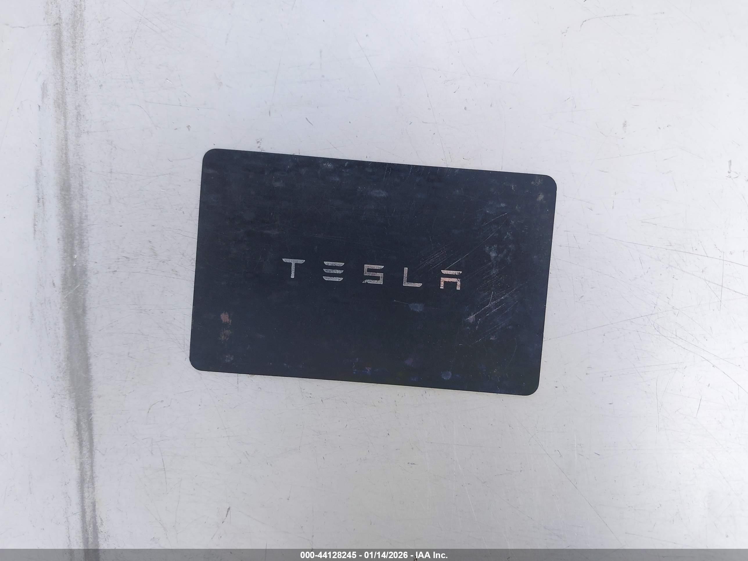 TESLA MODEL image 11