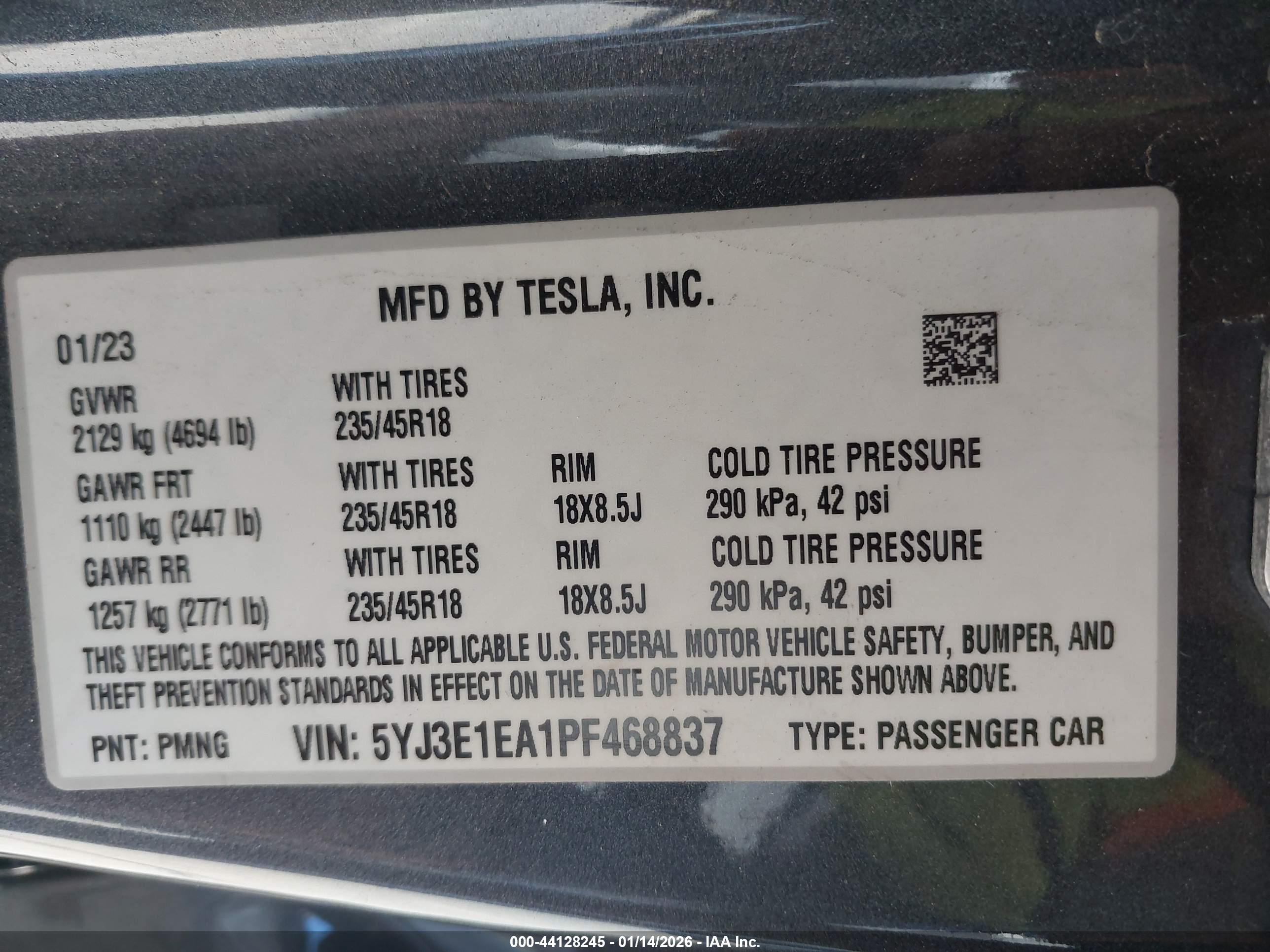 TESLA MODEL image 9