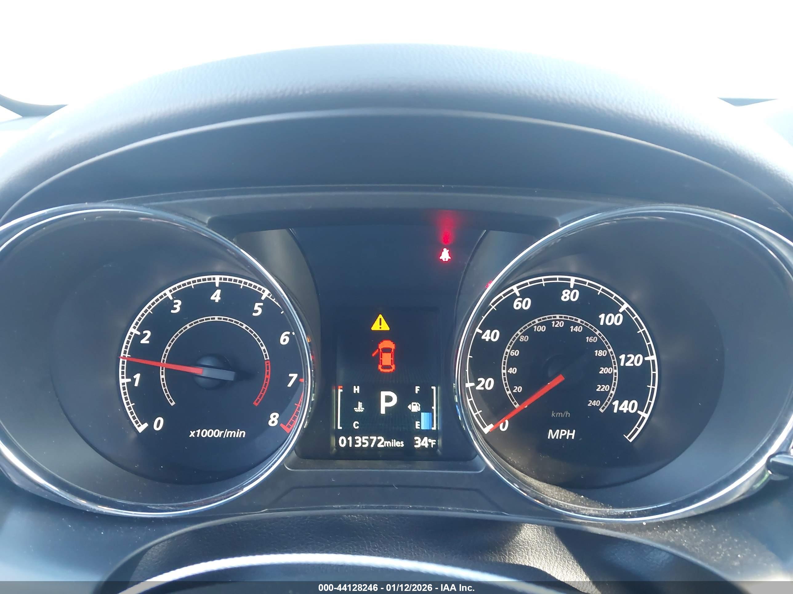 MITSUBISHI OUTLANDER image 7