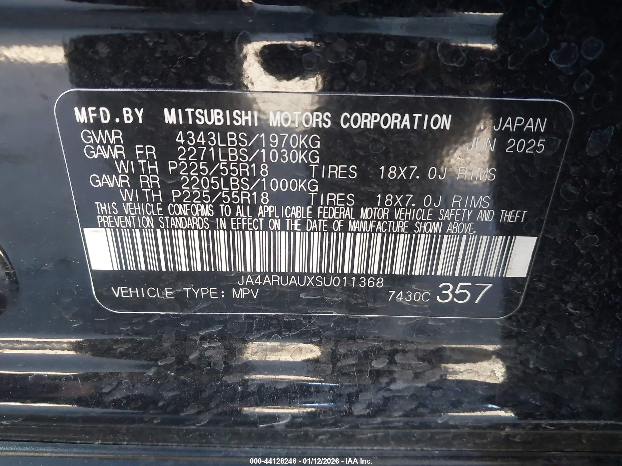 MITSUBISHI OUTLANDER image 9