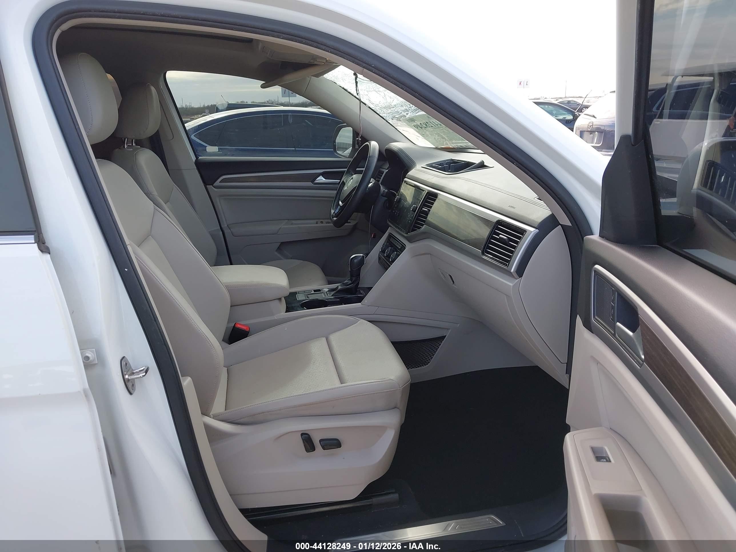 VOLKSWAGEN ATLAS image 5