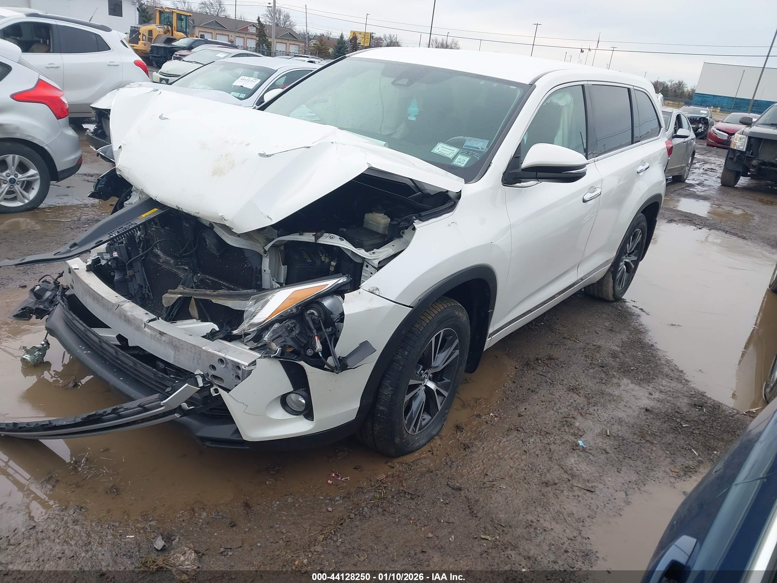 TOYOTA HIGHLANDER image 2