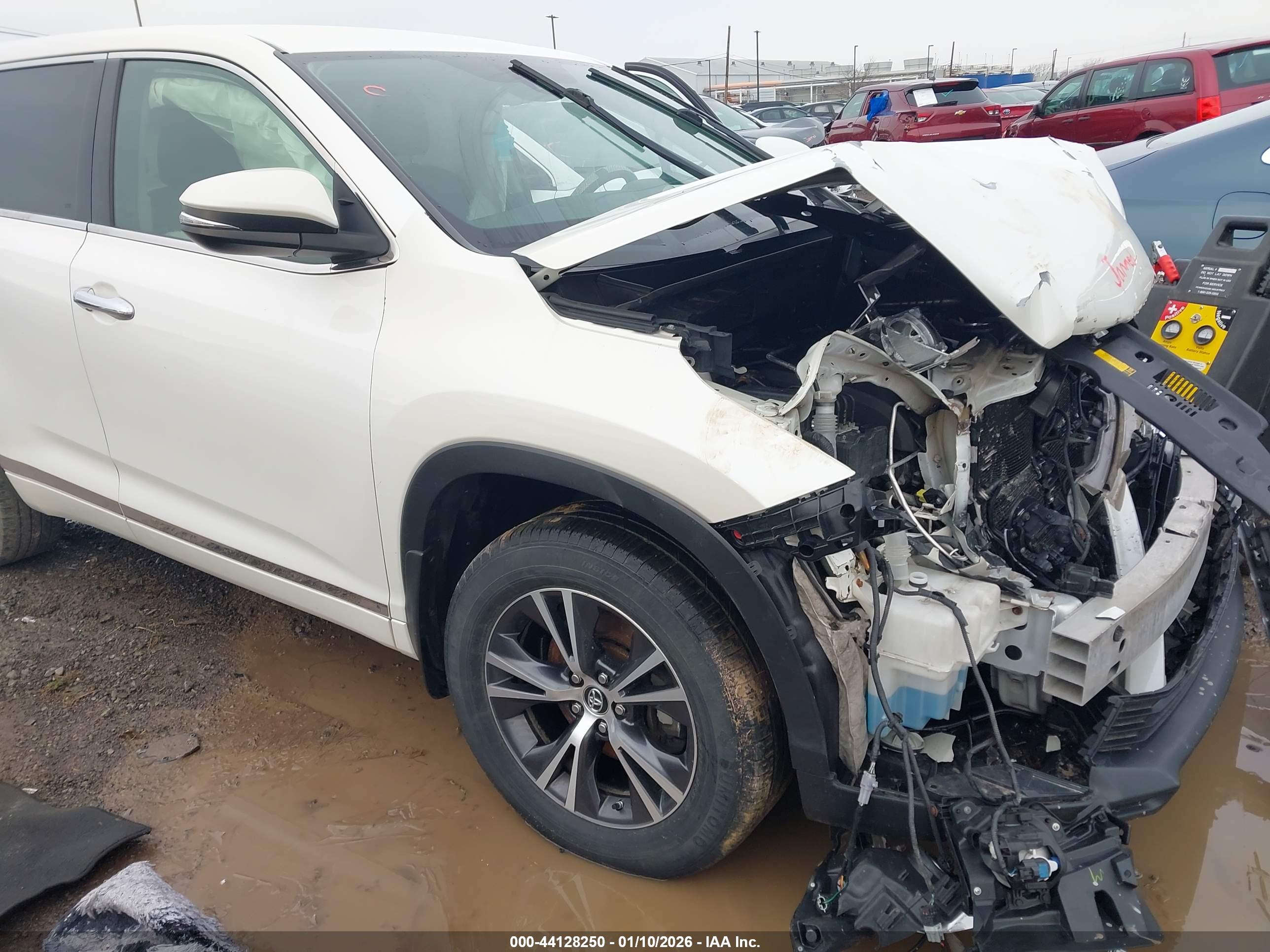 TOYOTA HIGHLANDER image 6