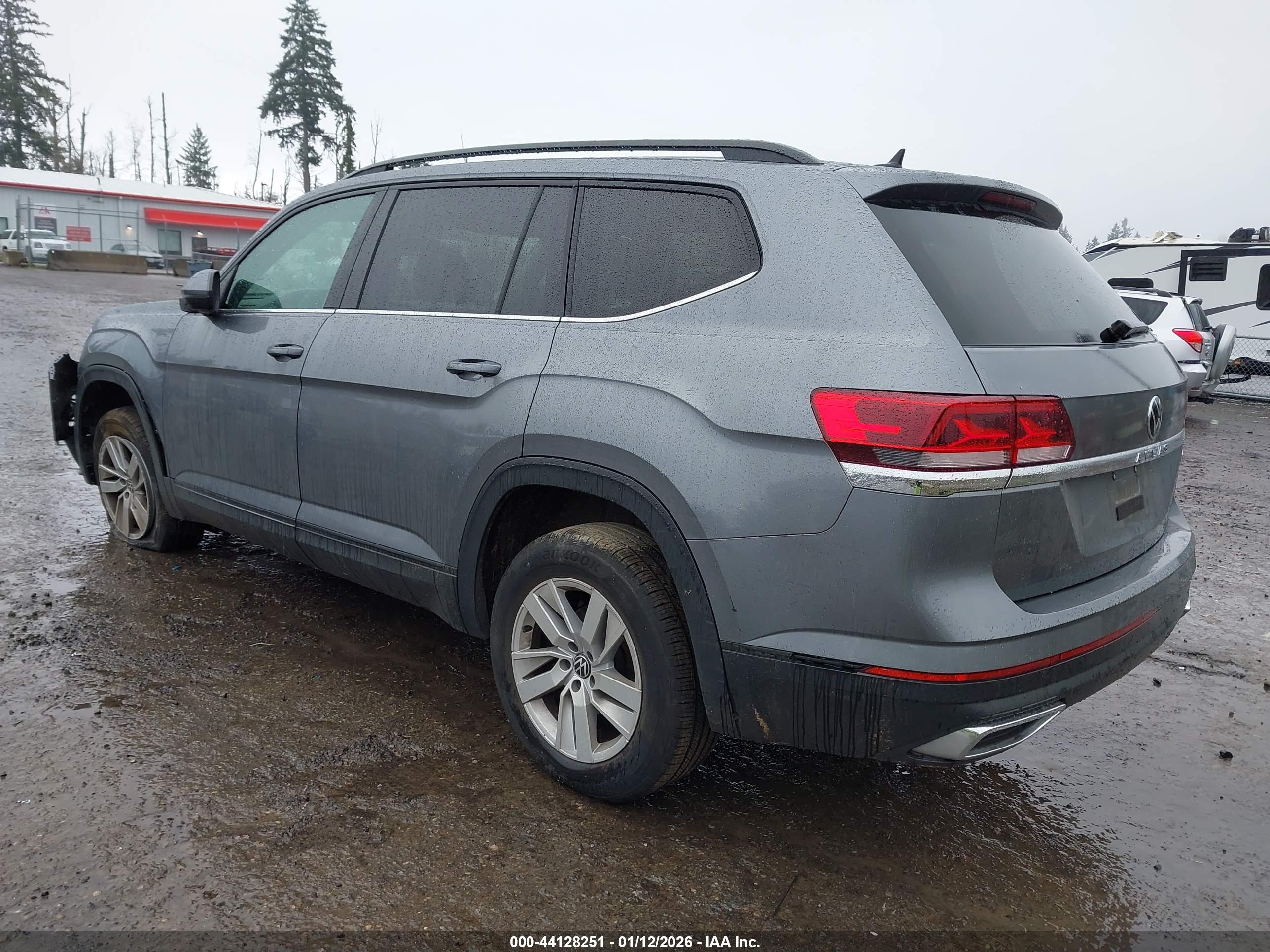 VOLKSWAGEN ATLAS image 3