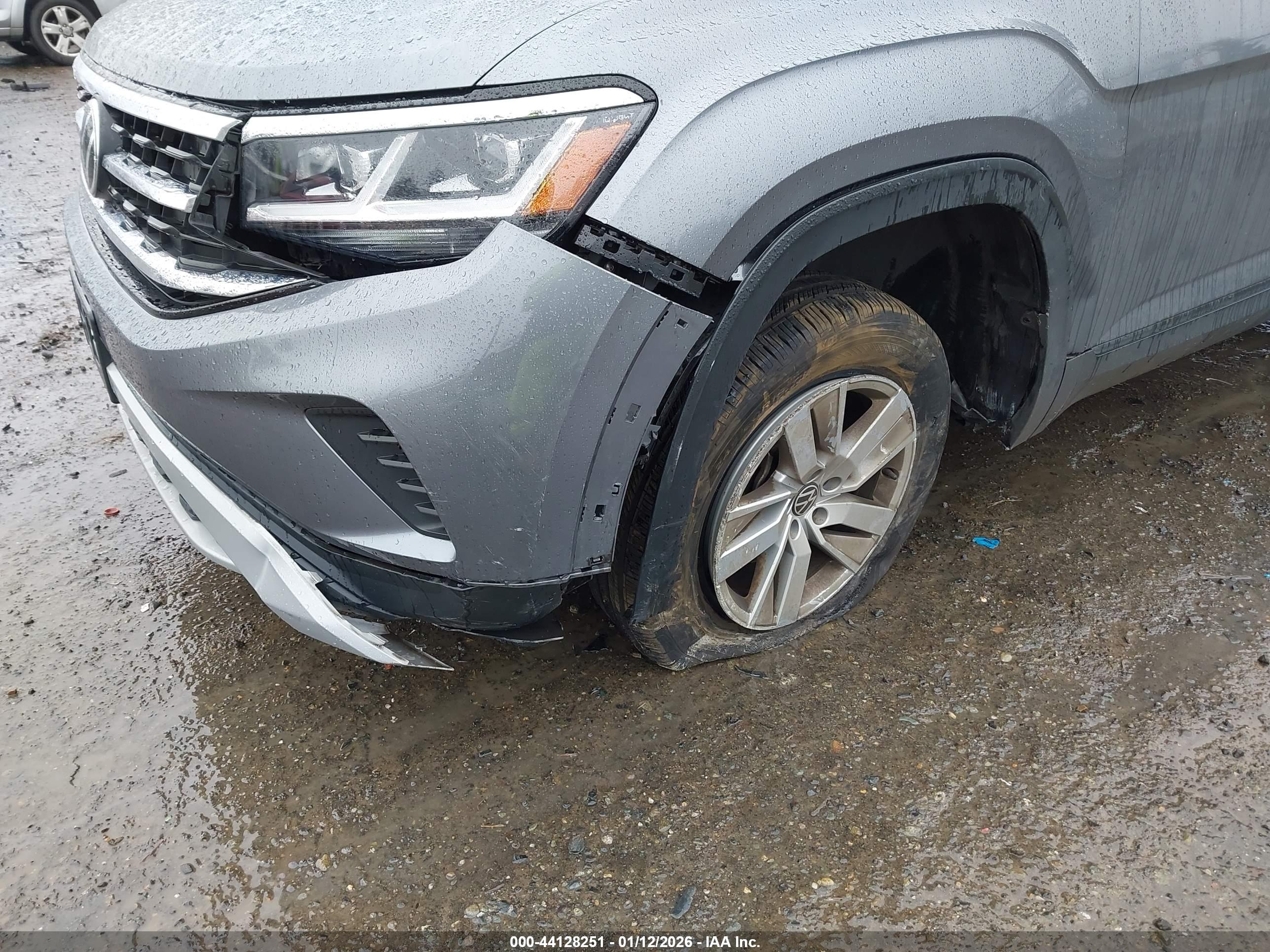 VOLKSWAGEN ATLAS image 6