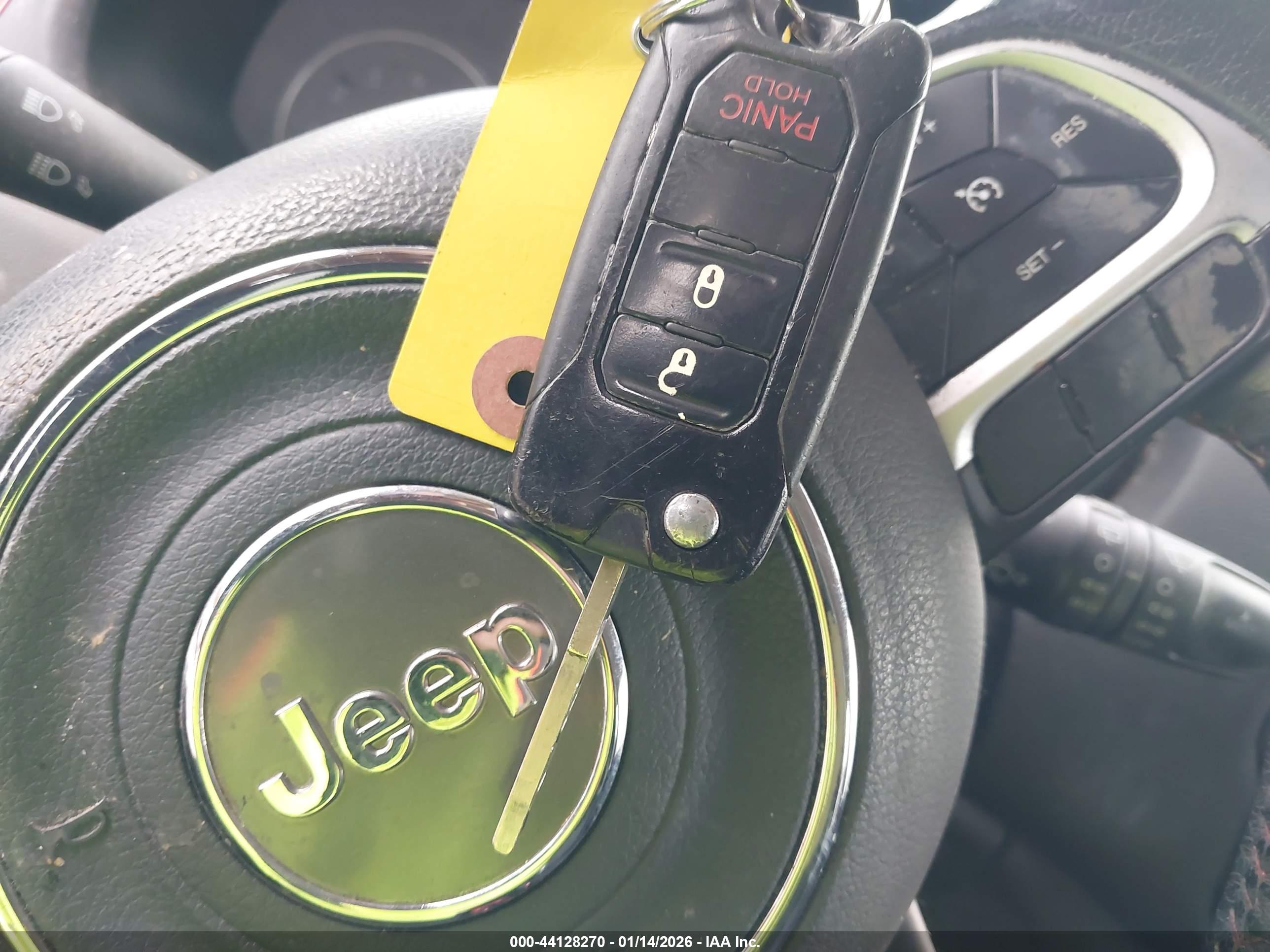 JEEP RENEGADE image 11