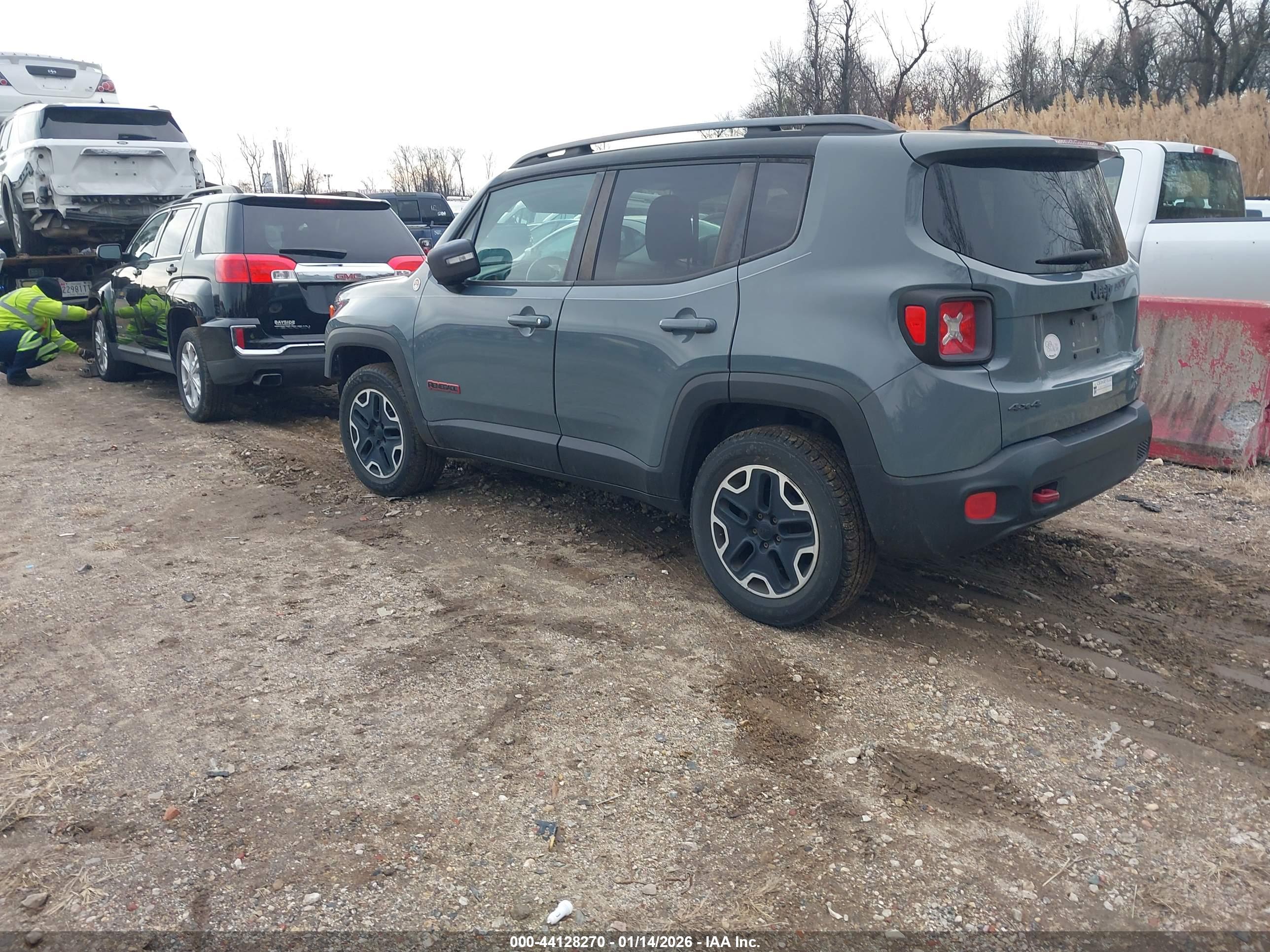 JEEP RENEGADE image 3