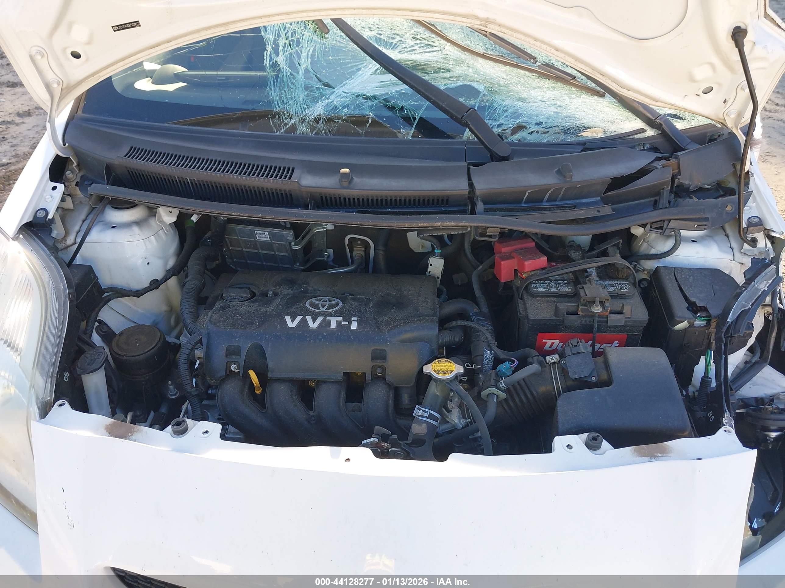 TOYOTA YARIS image 10