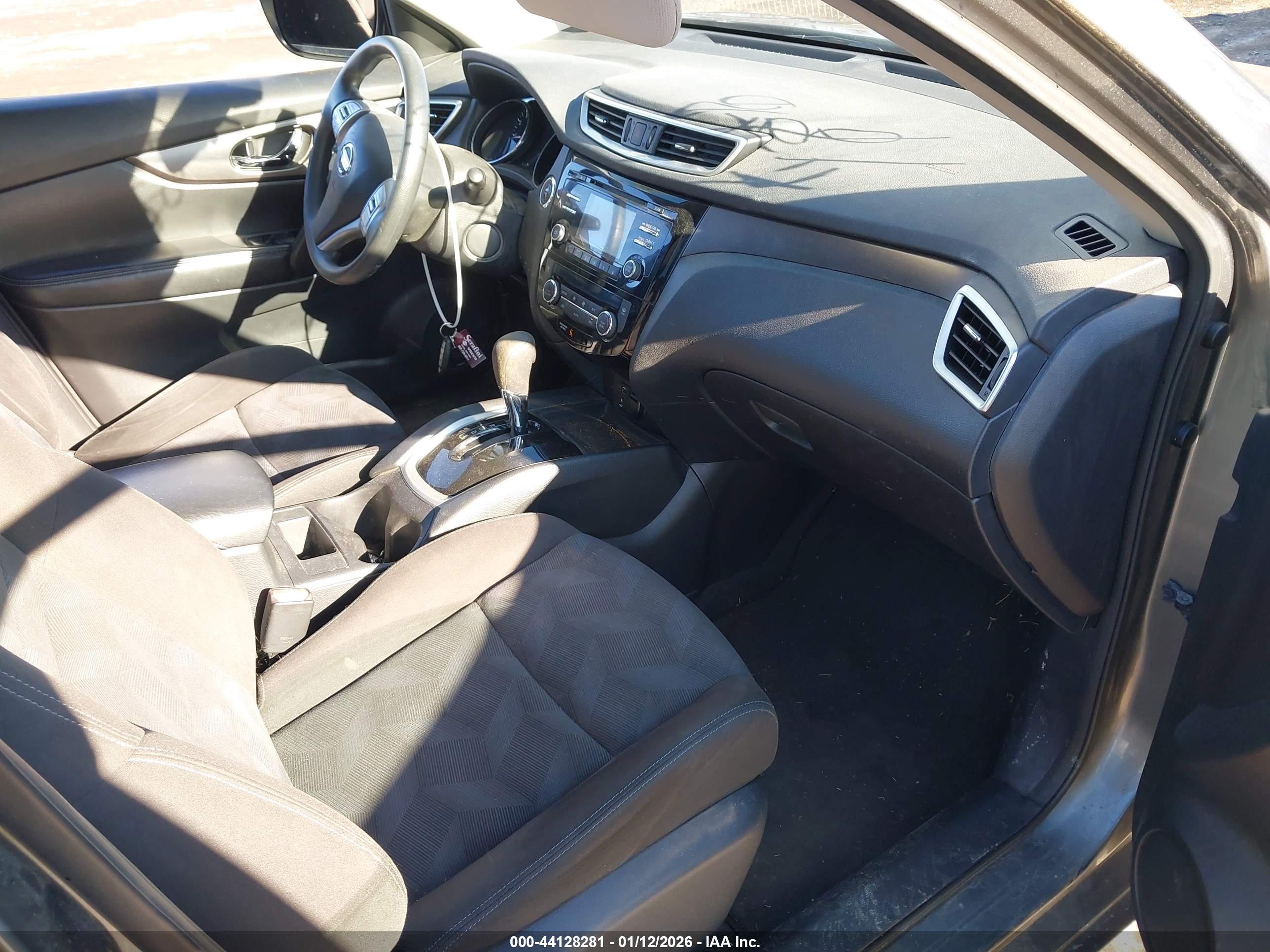 NISSAN ROGUE image 5