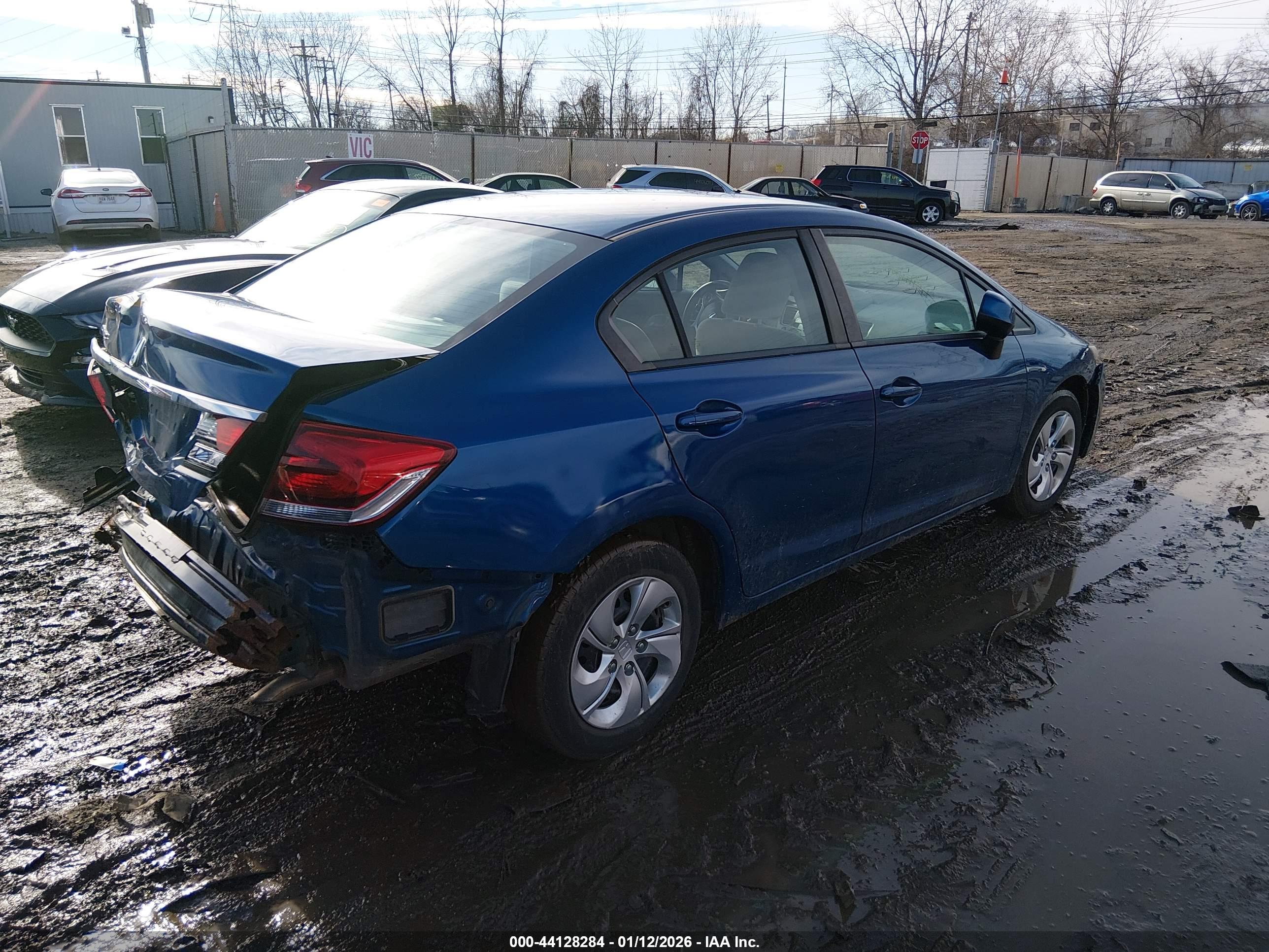 HONDA CIVIC image 4