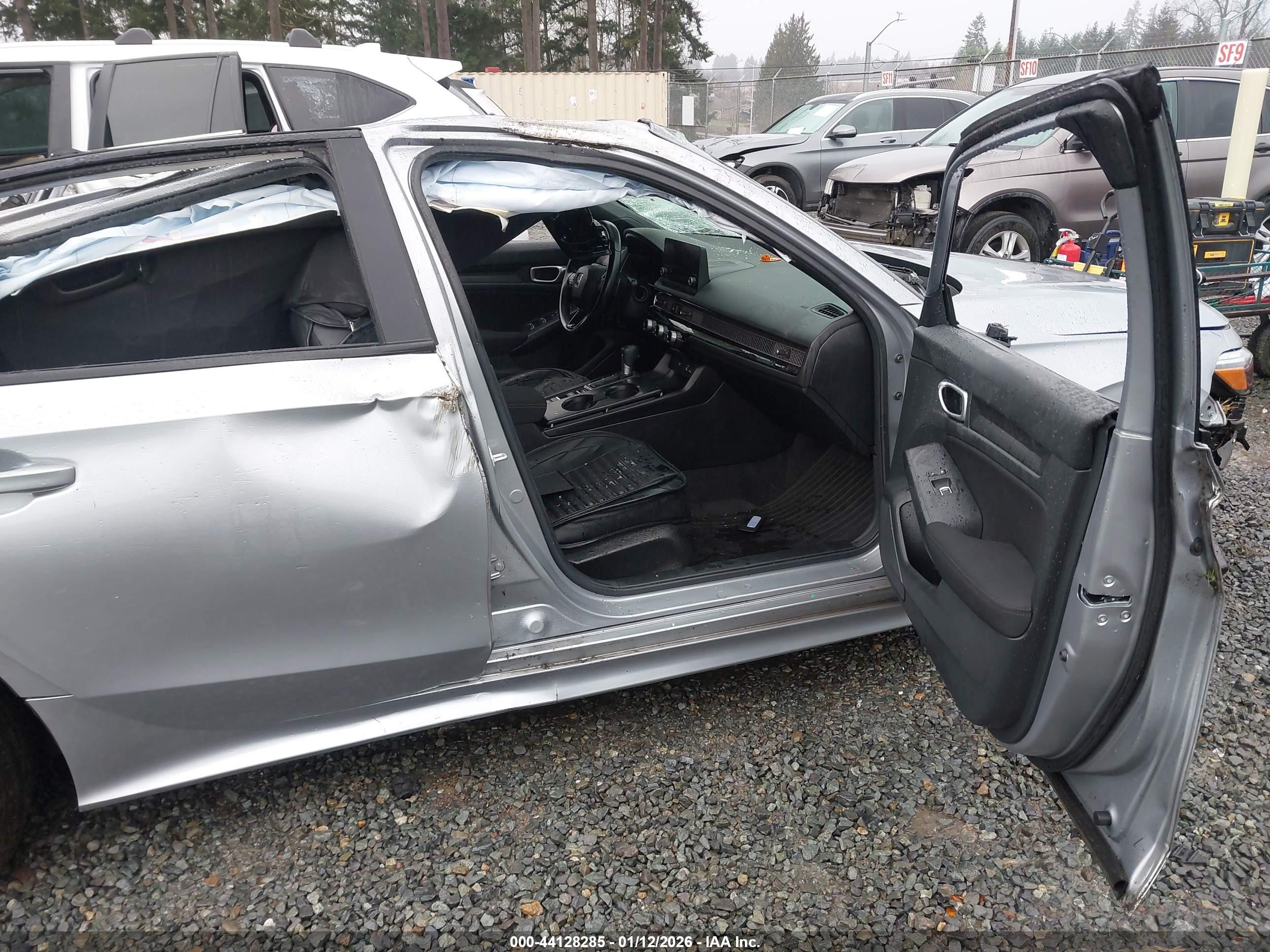 HONDA CIVIC image 5