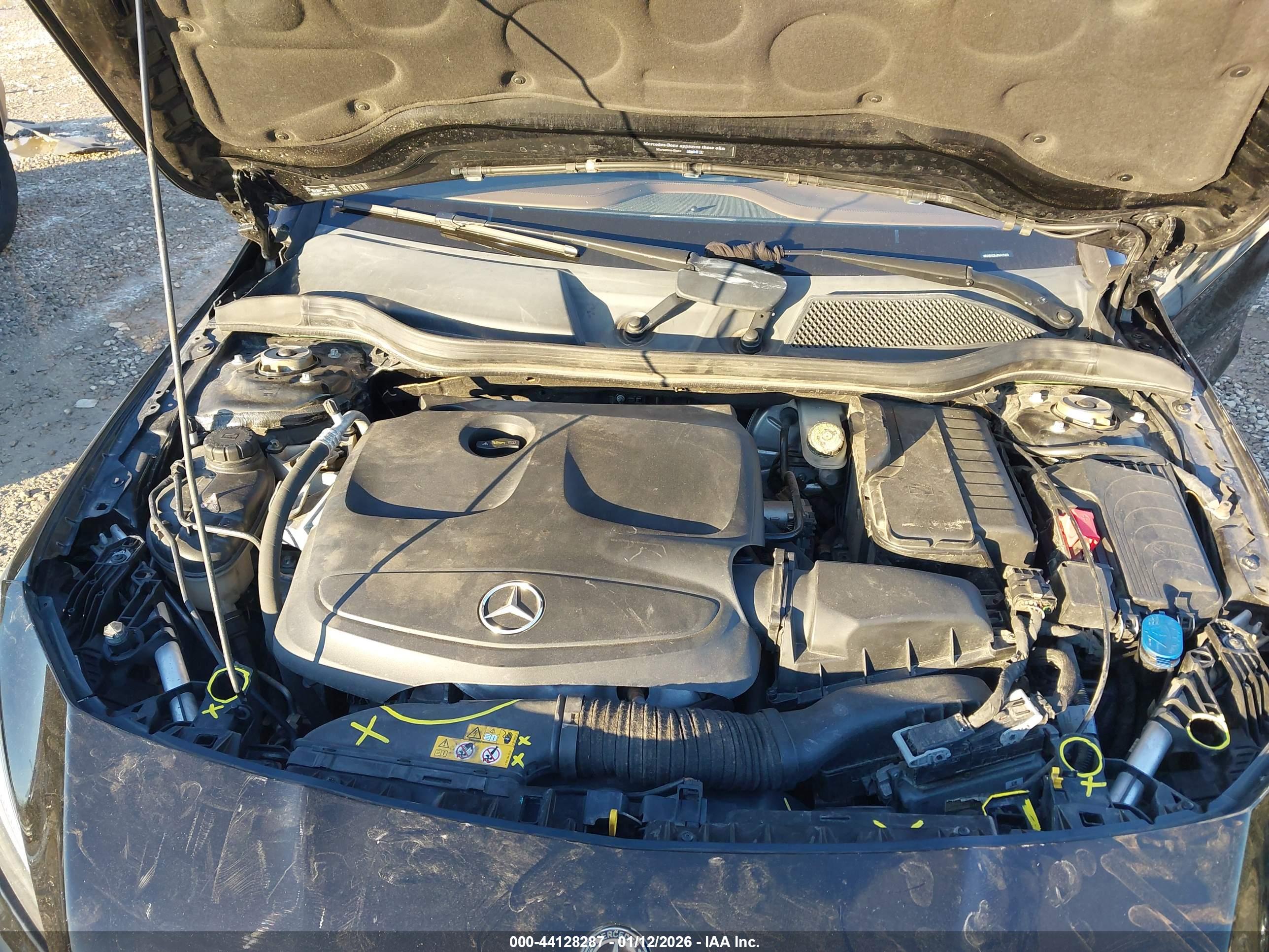 MERCEDES-BENZ CLA image 10