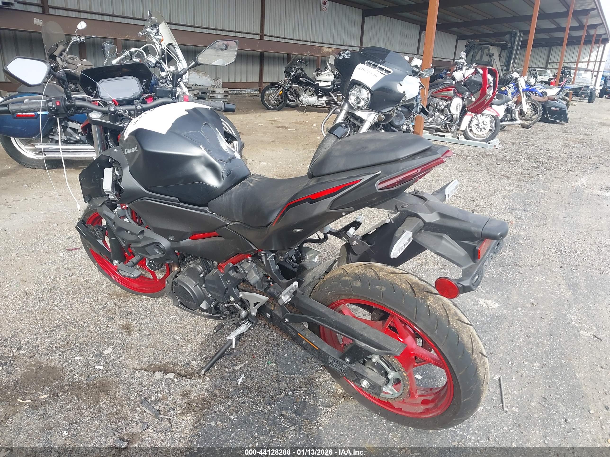 KAWASAKI ER500 image 3