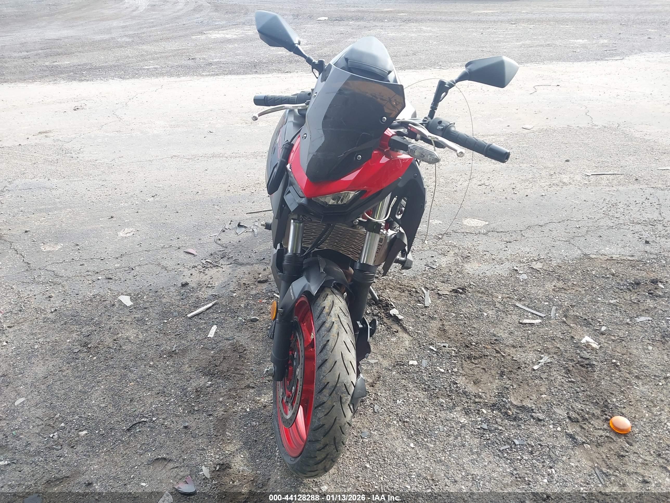 KAWASAKI ER500 image 5