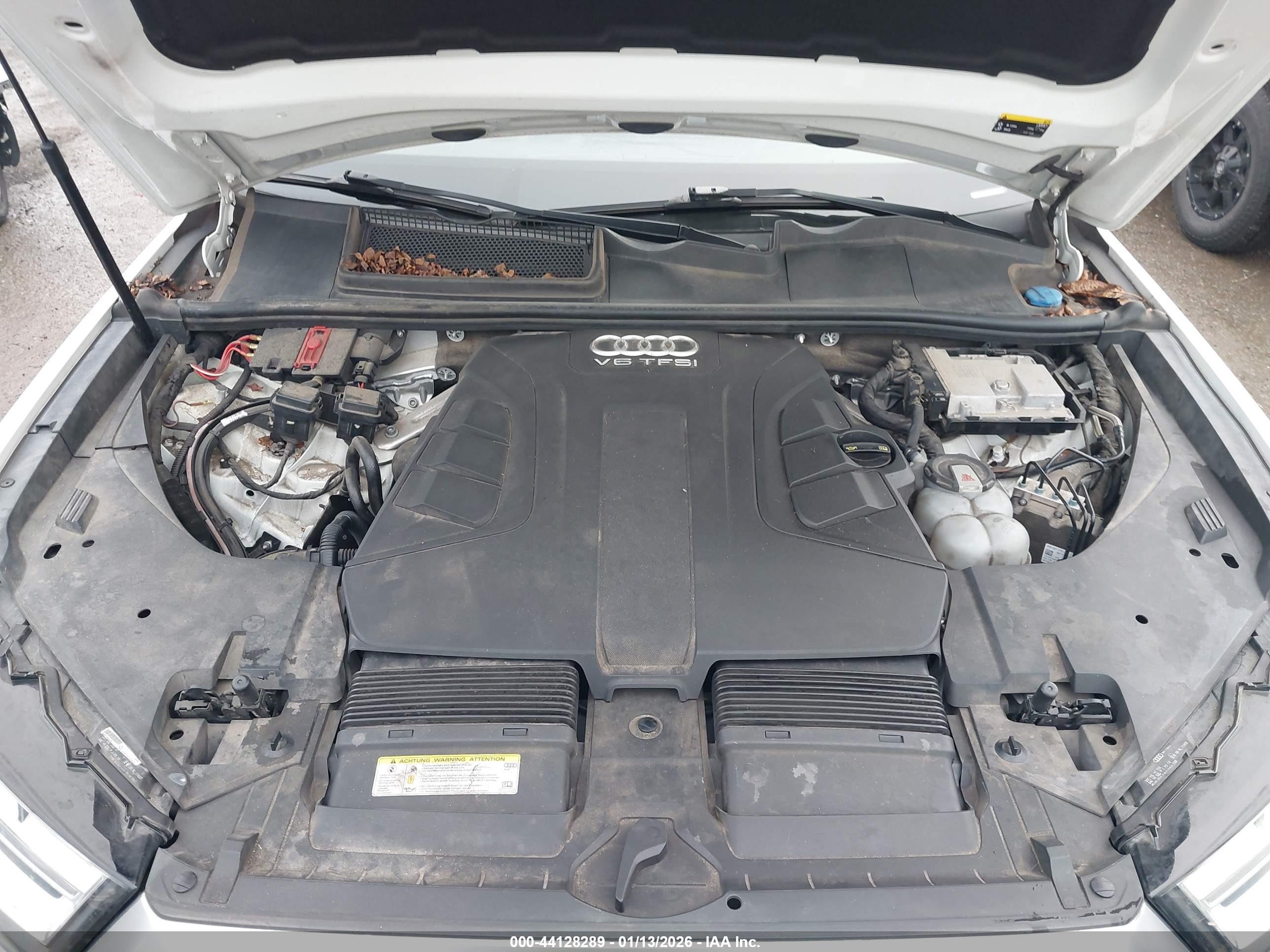 AUDI Q7 image 10