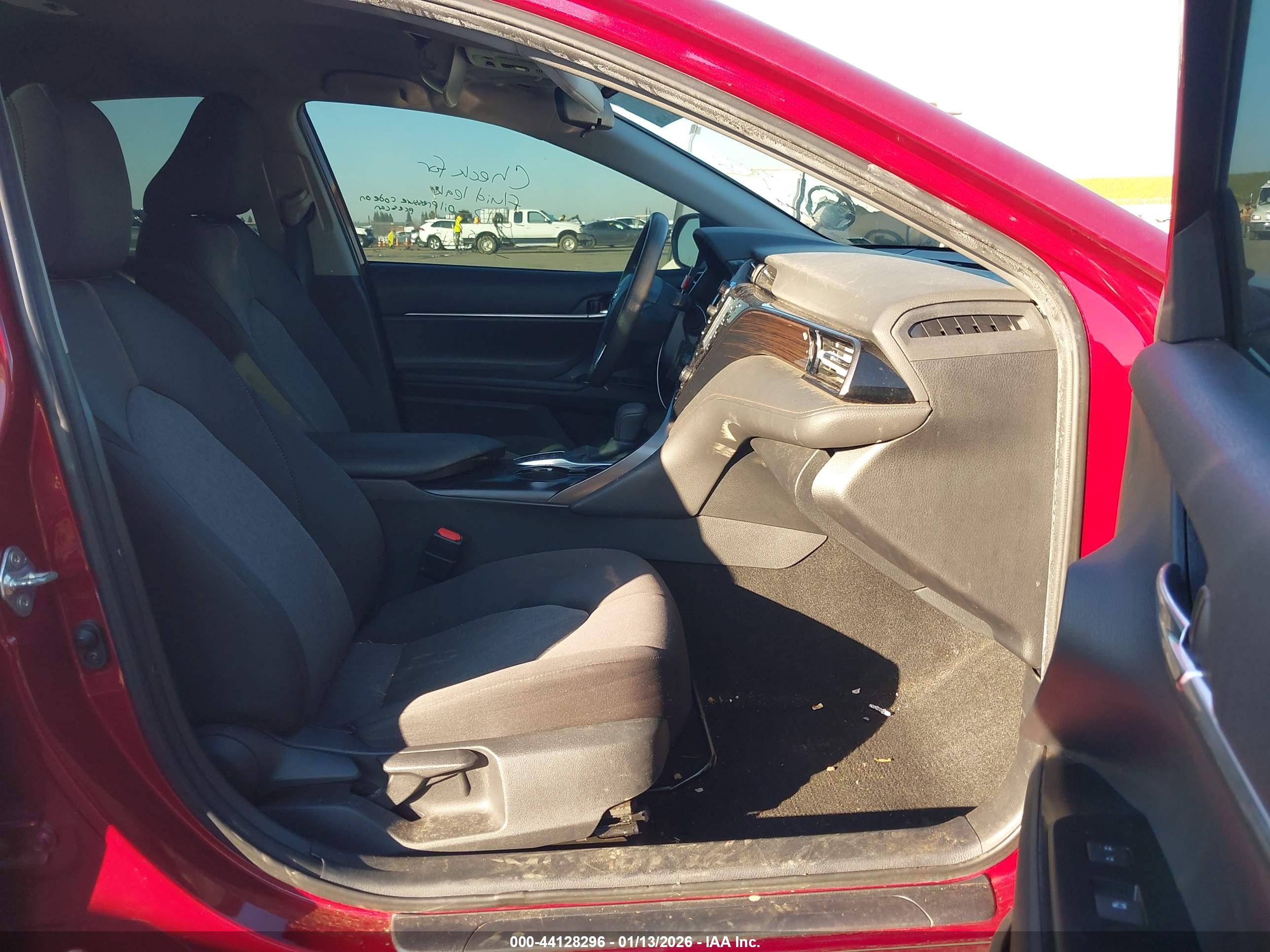 TOYOTA CAMRY image 5