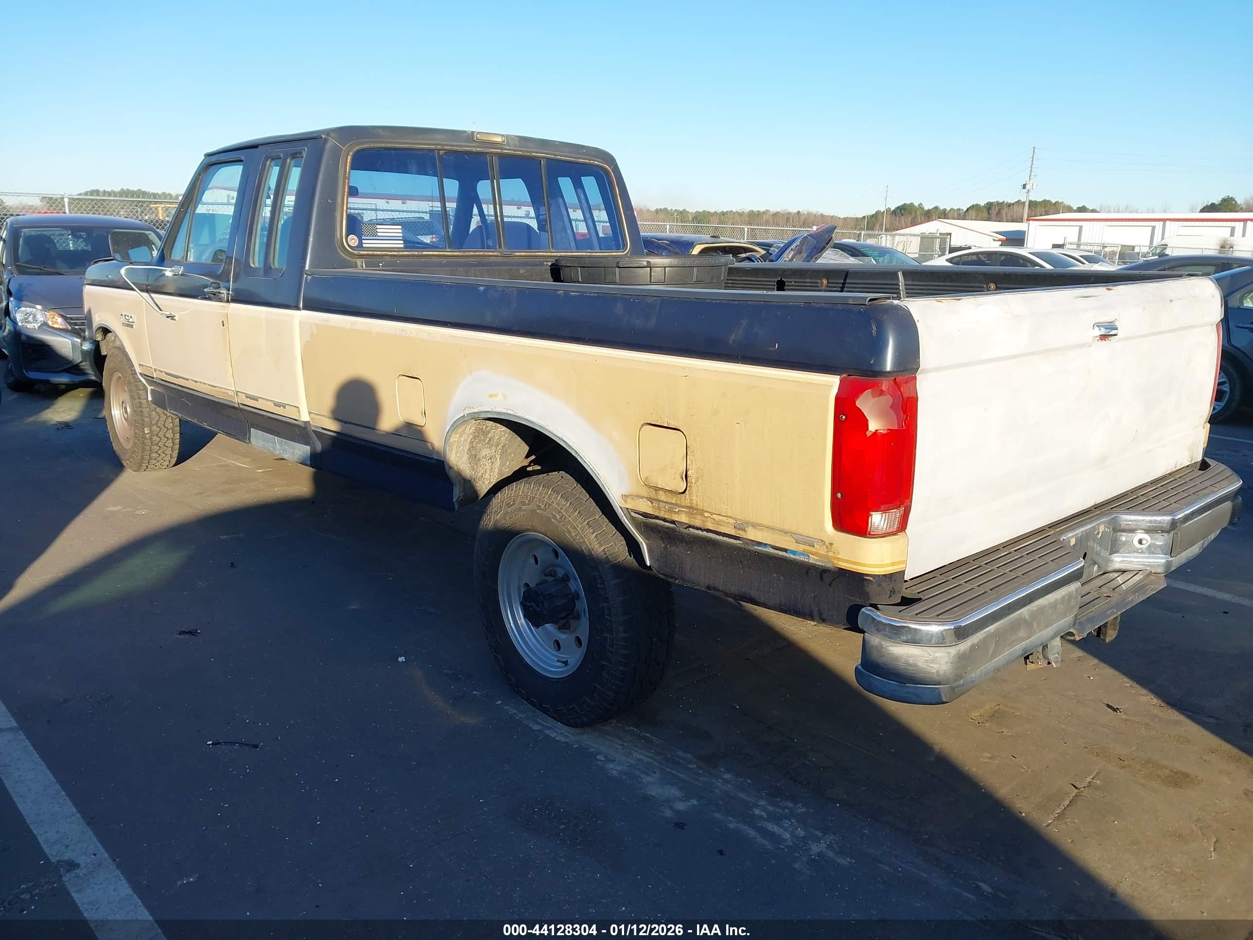 FORD F250 image 3