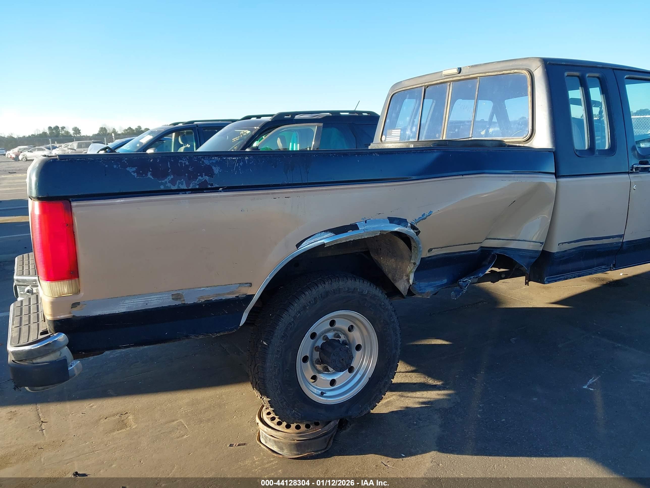 FORD F250 image 6