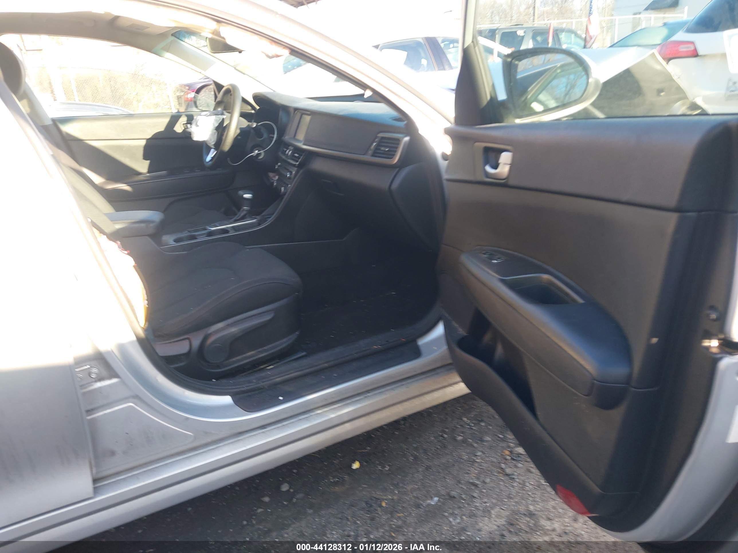 KIA OPTIMA image 5