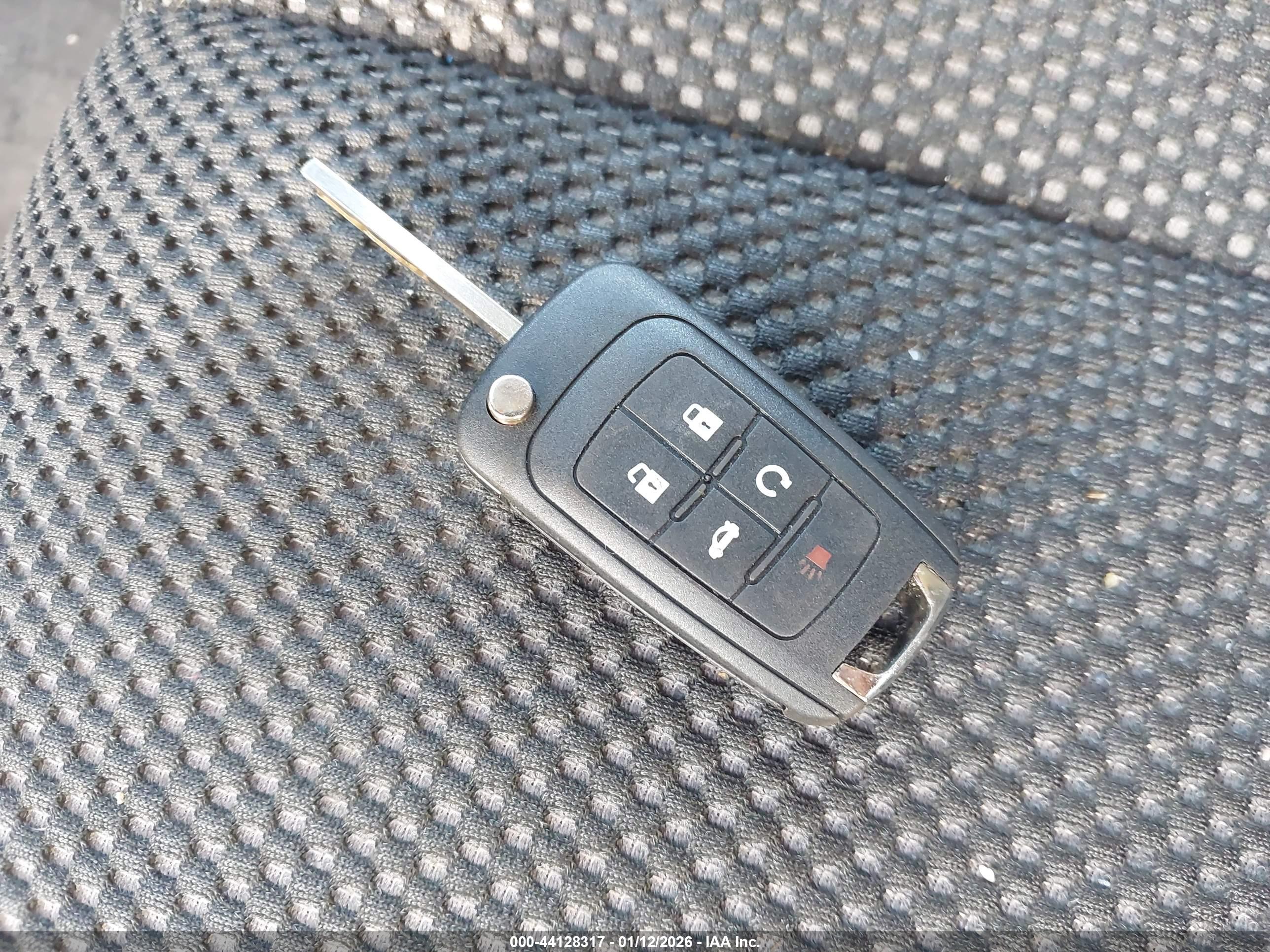 CHEVROLET EQUINOX image 11