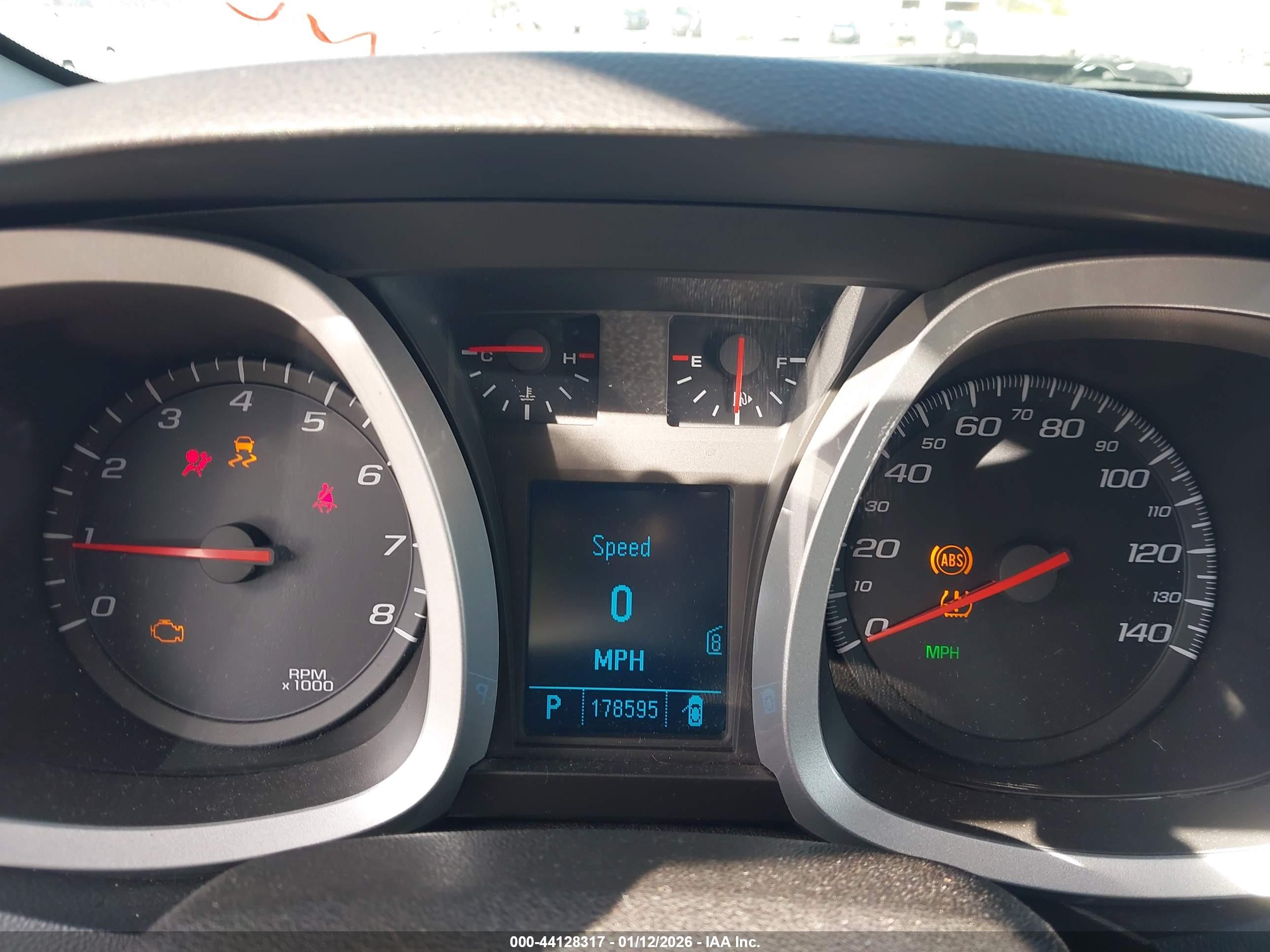 CHEVROLET EQUINOX image 7