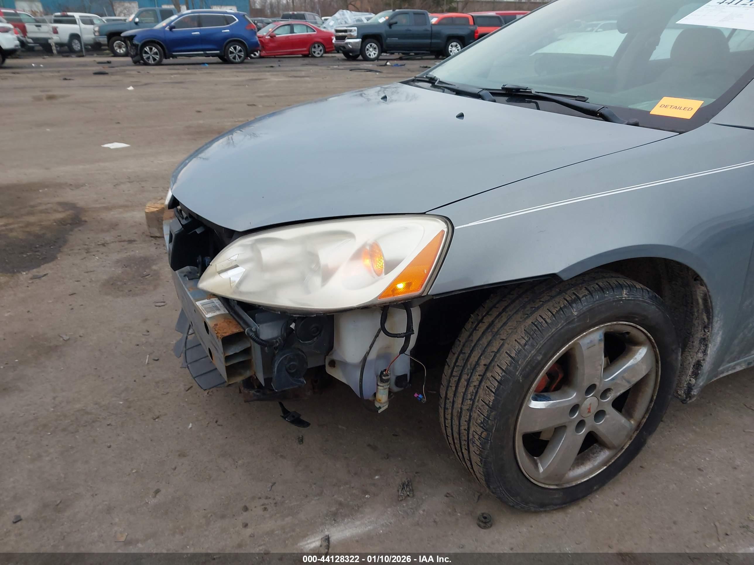 PONTIAC G6 image 6