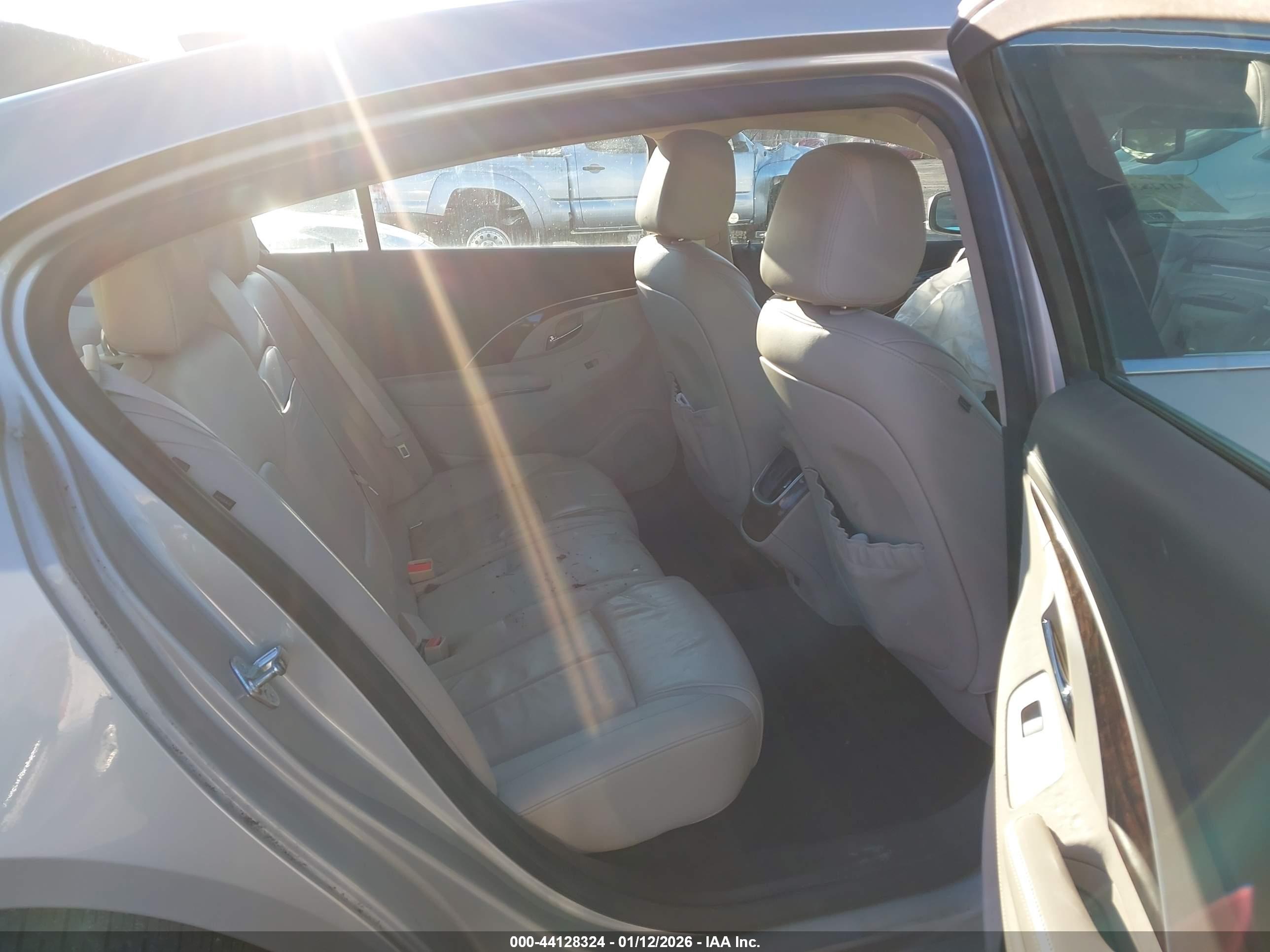 BUICK LACROSSE image 8