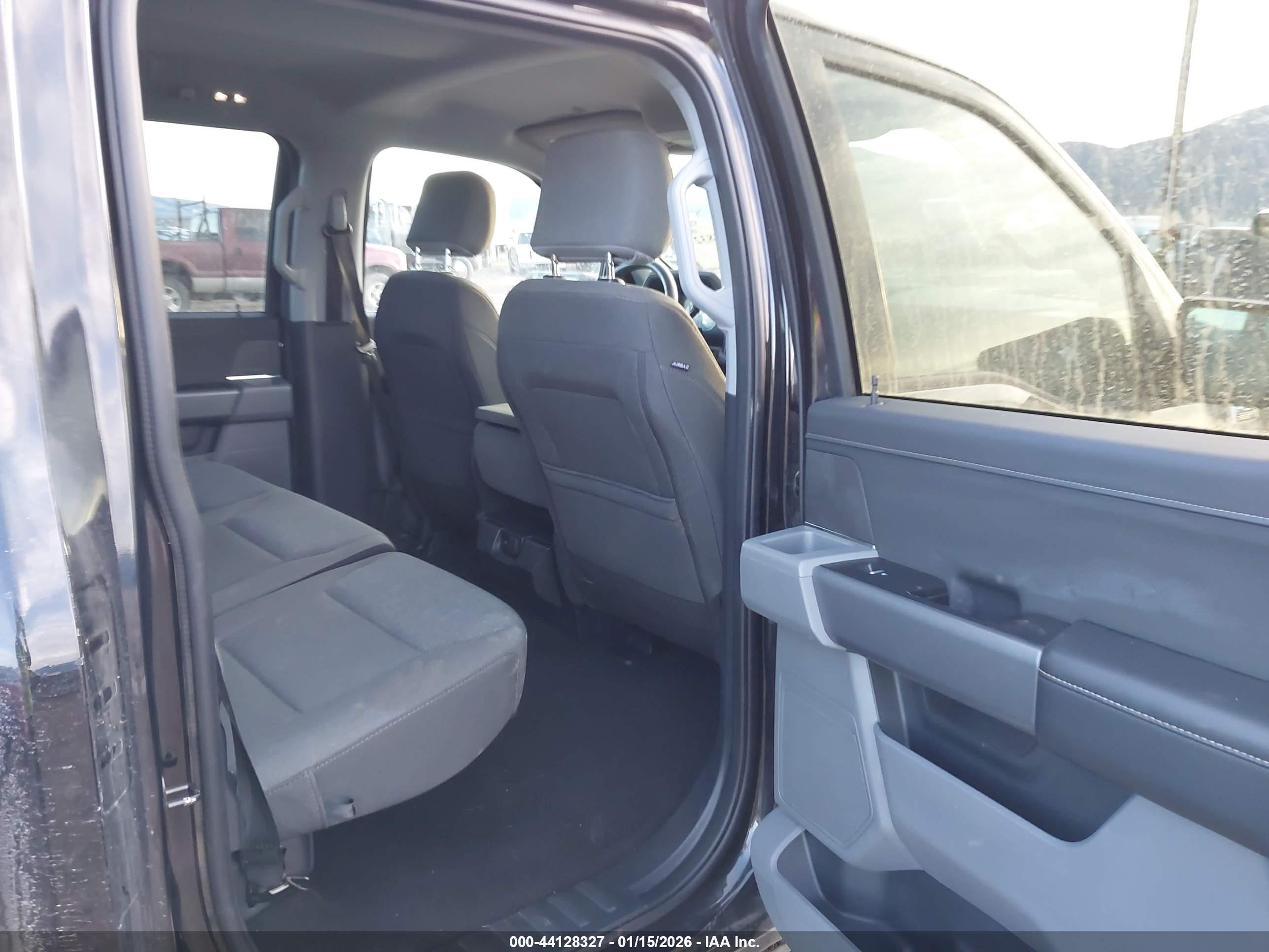 FORD F-150 image 8