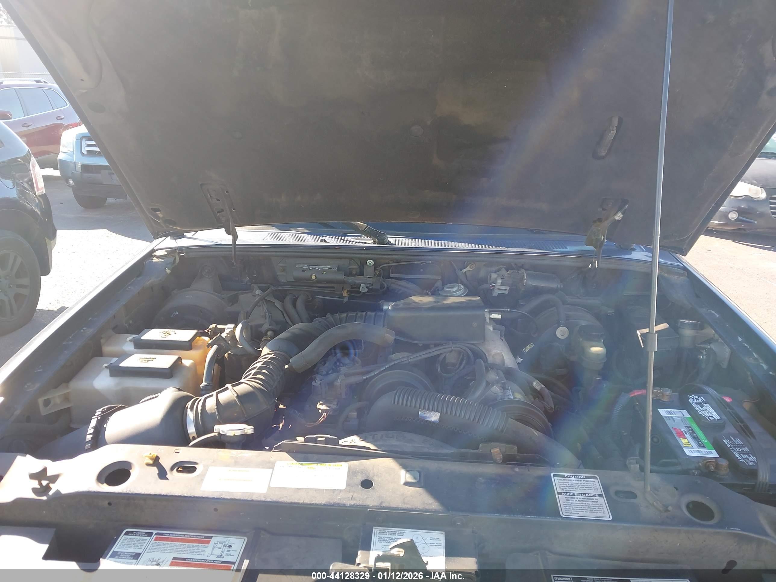 MAZDA B2300 image 10