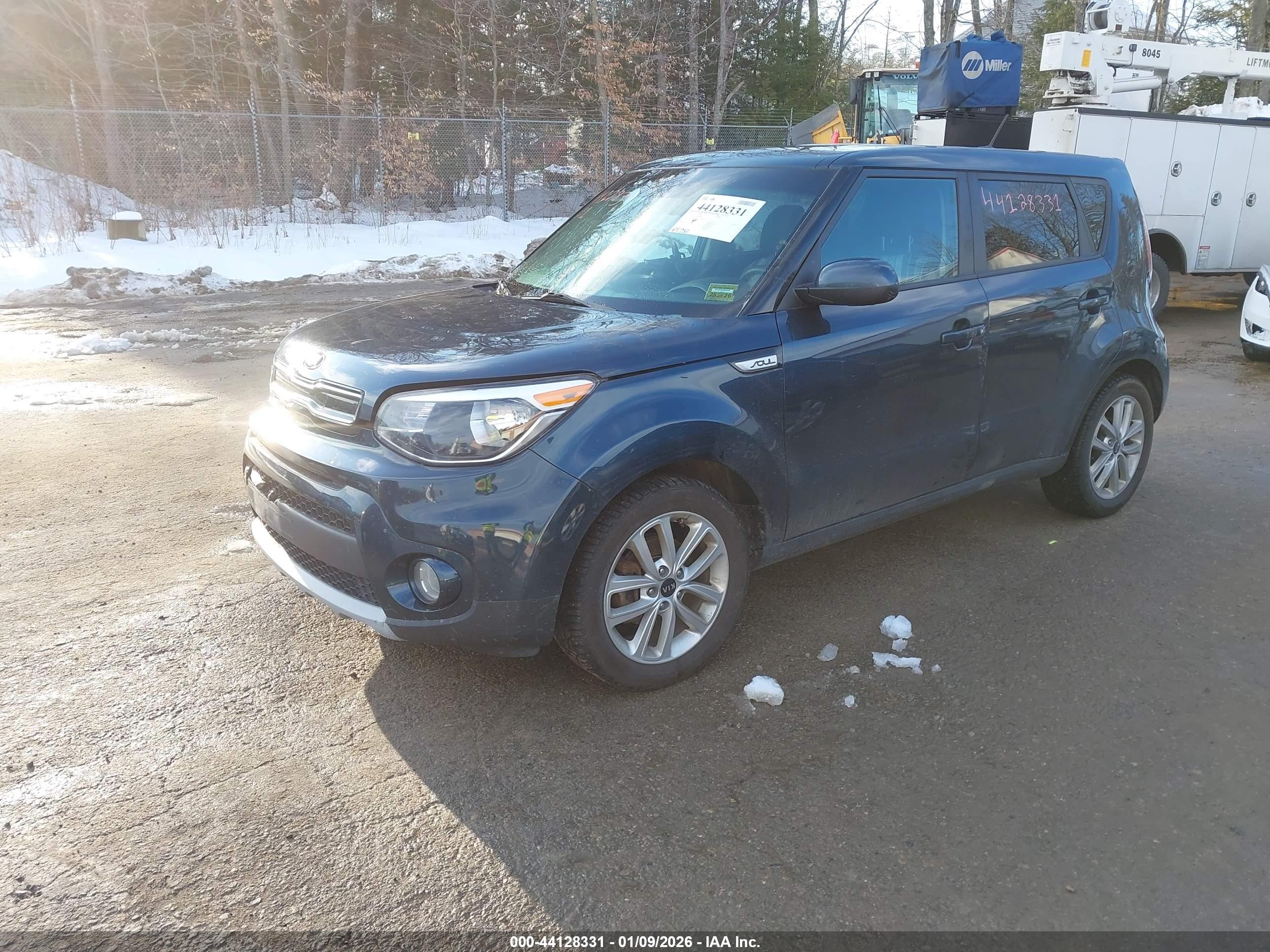 KIA SOUL image 2