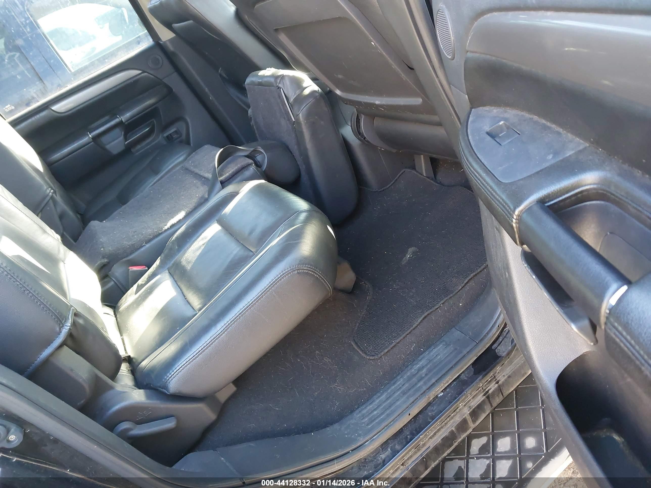NISSAN ARMADA image 8