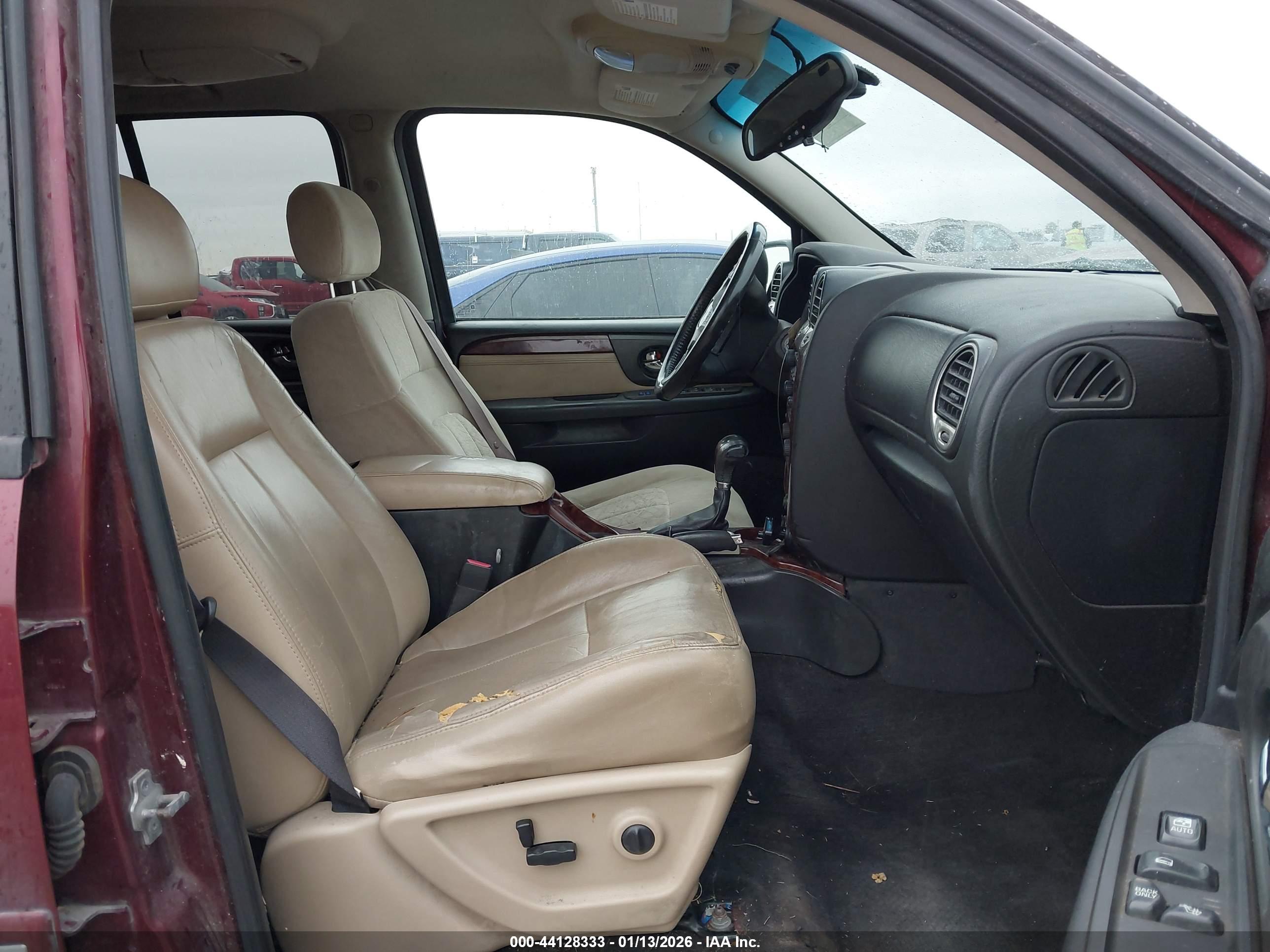GMC ENVOY image 5