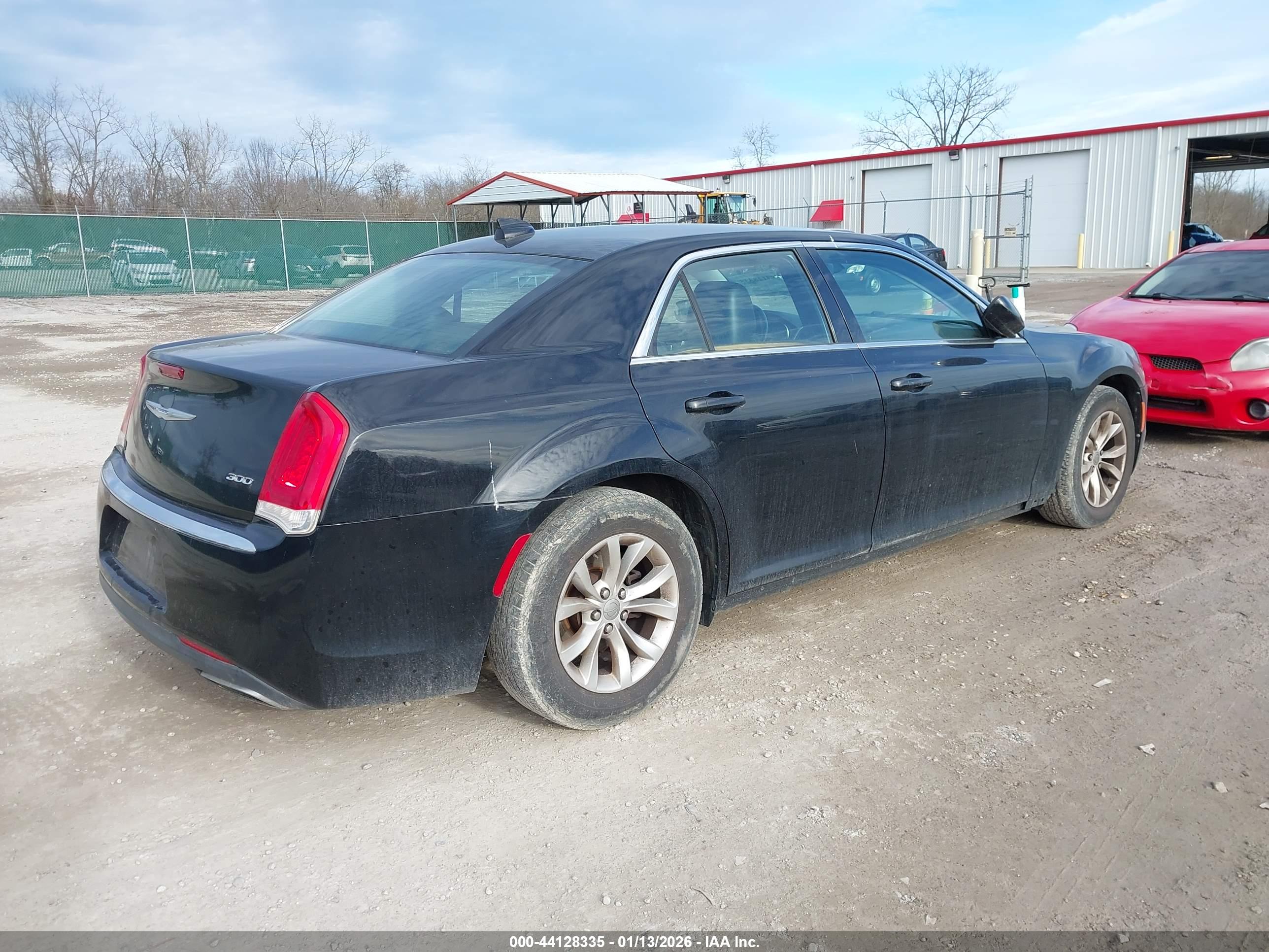 CHRYSLER 300 image 4