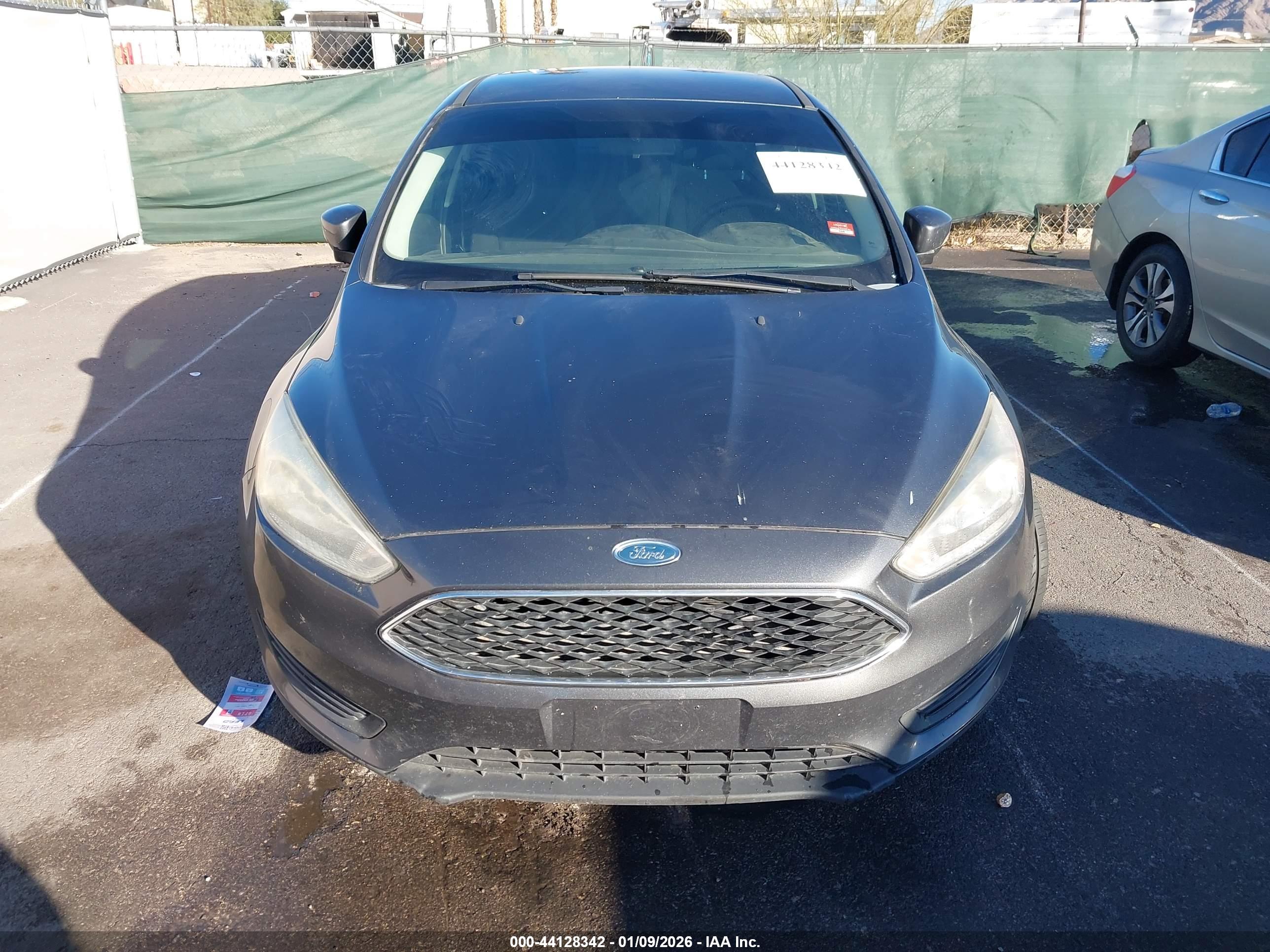 FORD FOCUS image 6