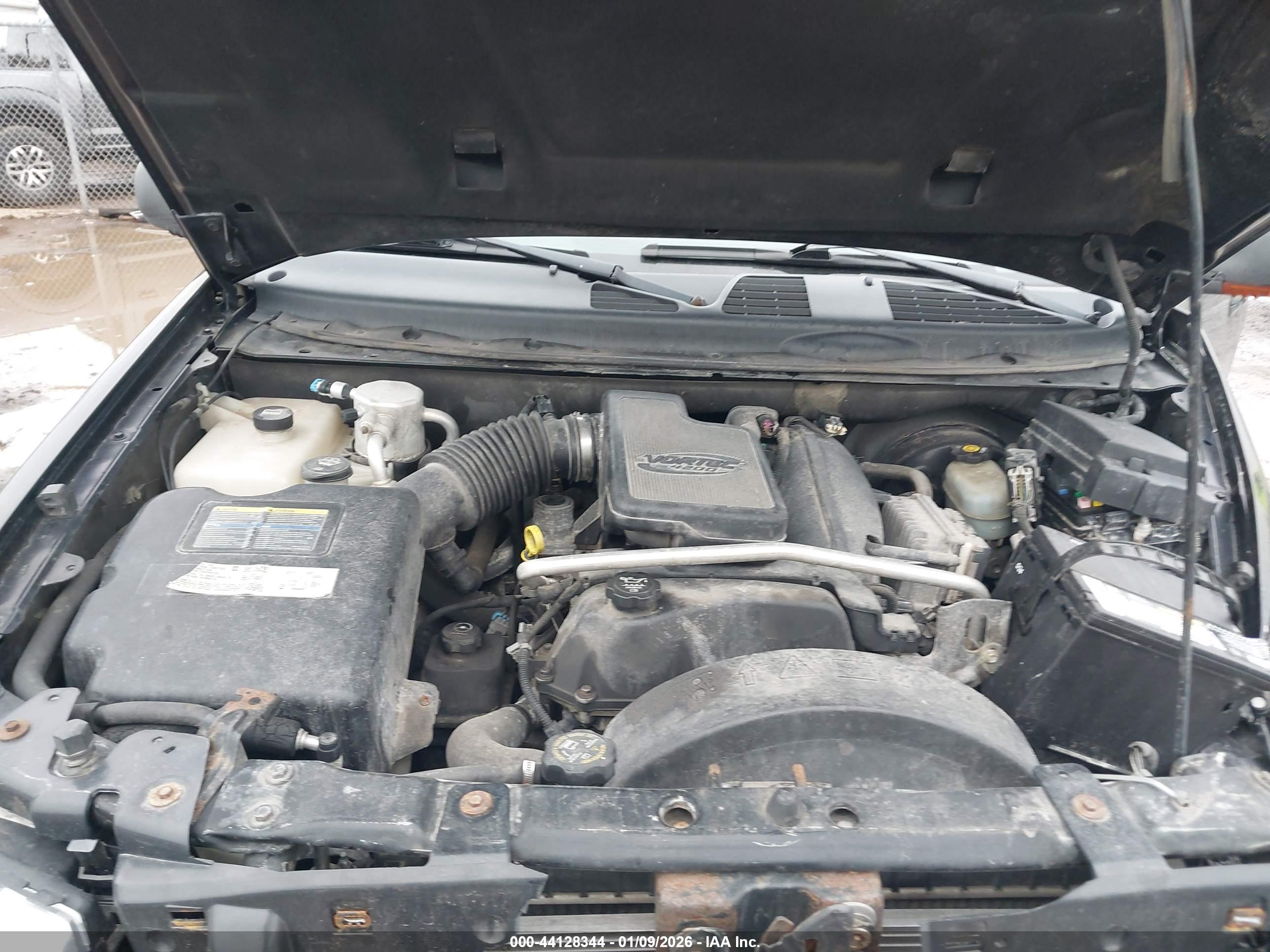 GMC ENVOY image 10
