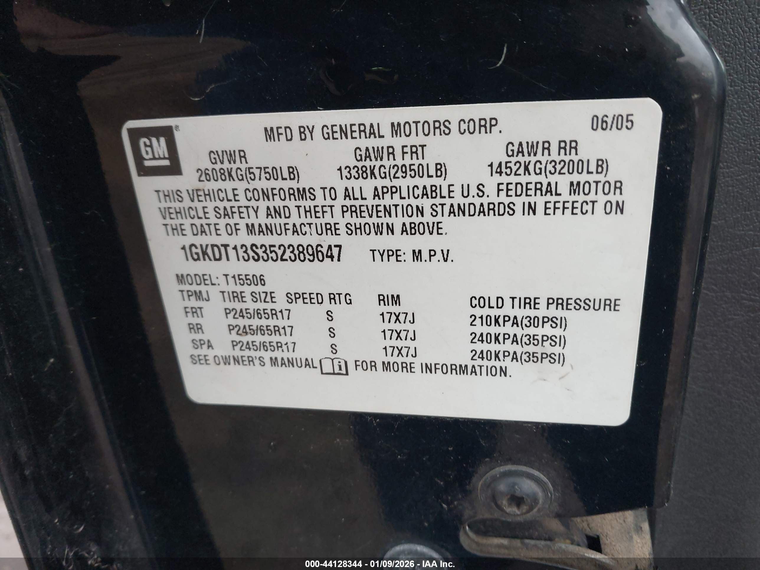 GMC ENVOY image 9
